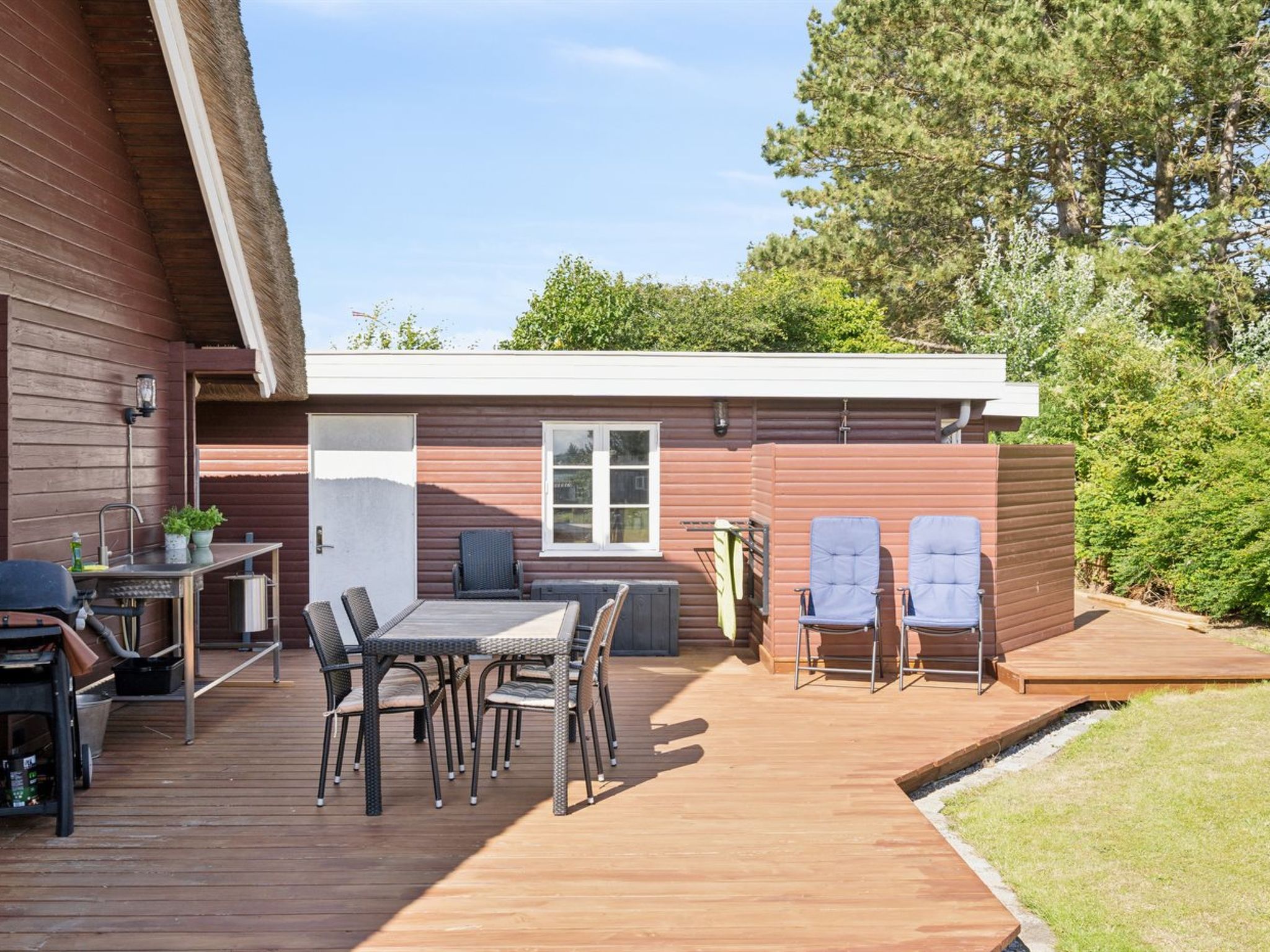 "Ginnie" - 300m from the sea - Buiten