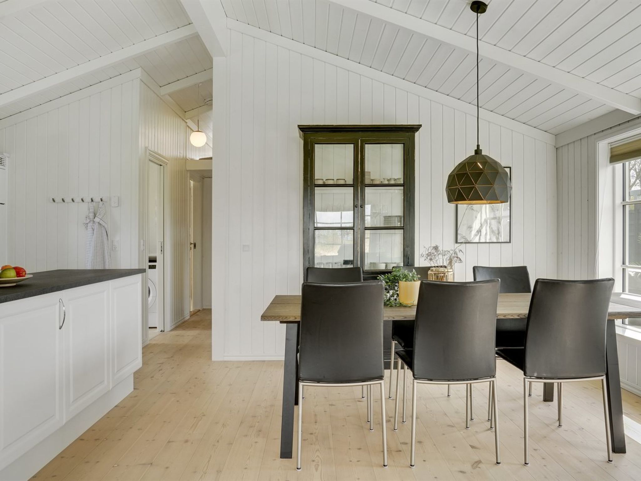 "Antti" - 350m from the sea - Binnen
