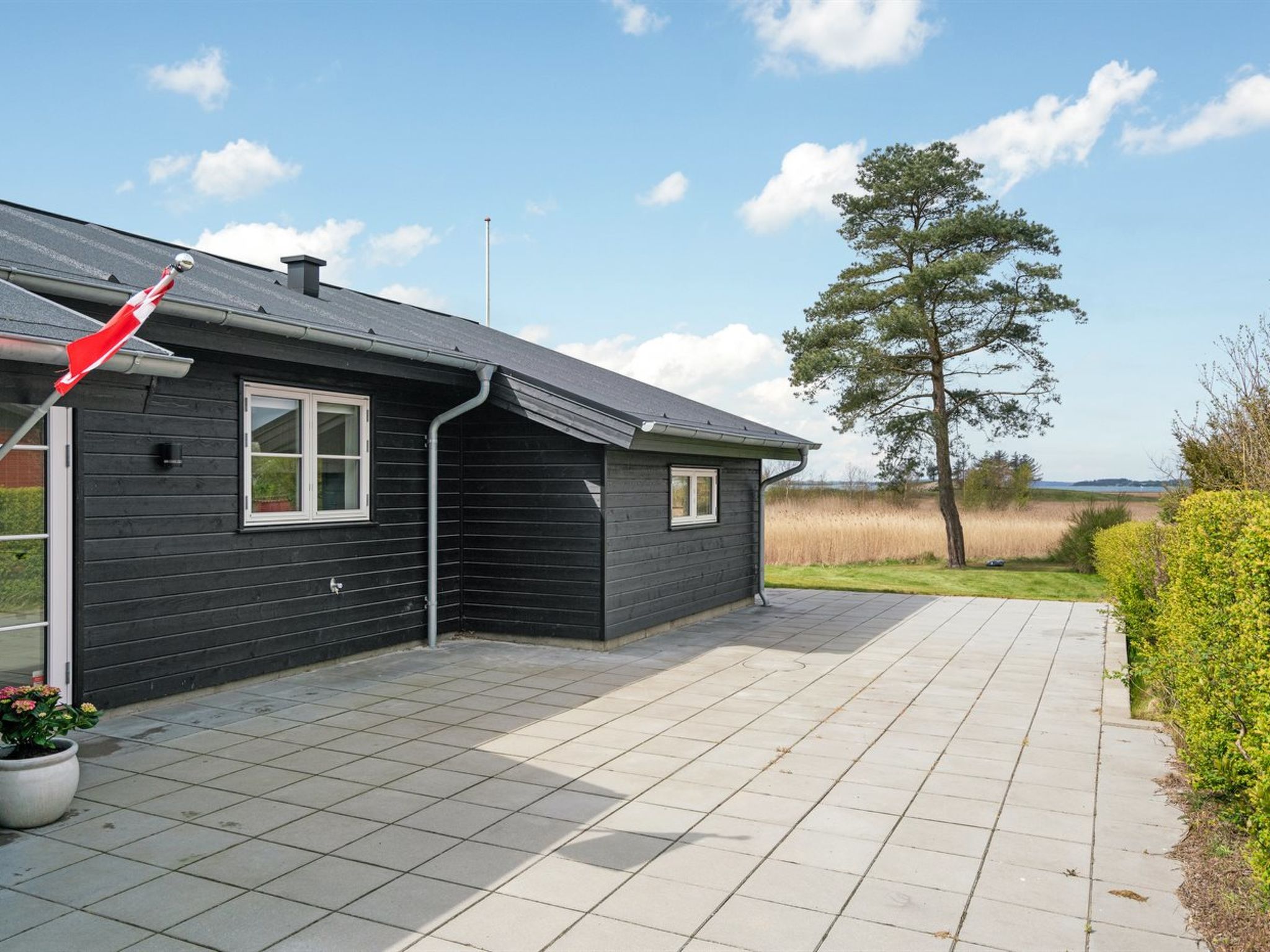 "Antti" - 350m from the sea - Buiten