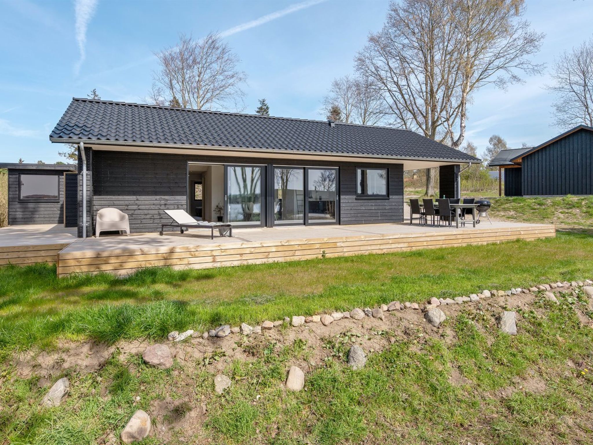 "Haley" - 150m from the sea
