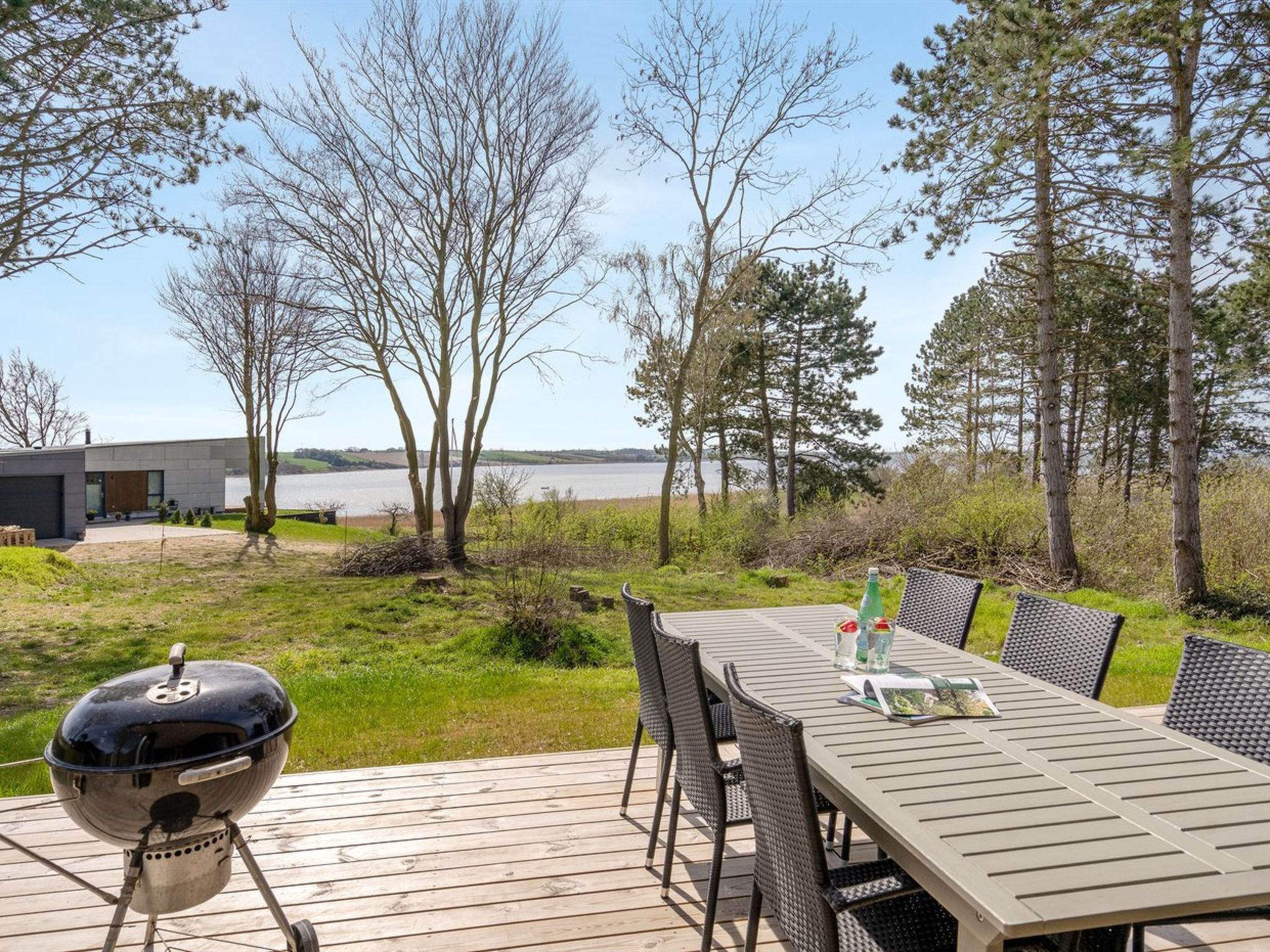 "Haley" - 150m from the sea-Buiten