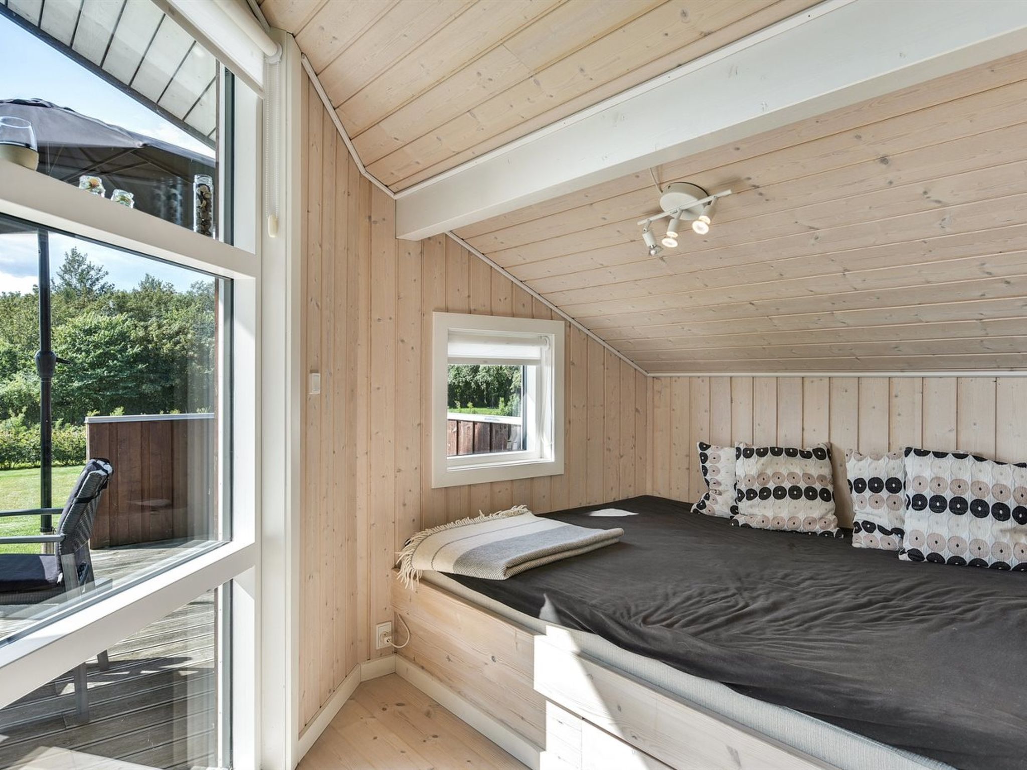 "Rathi" - 250m from the sea - Binnen