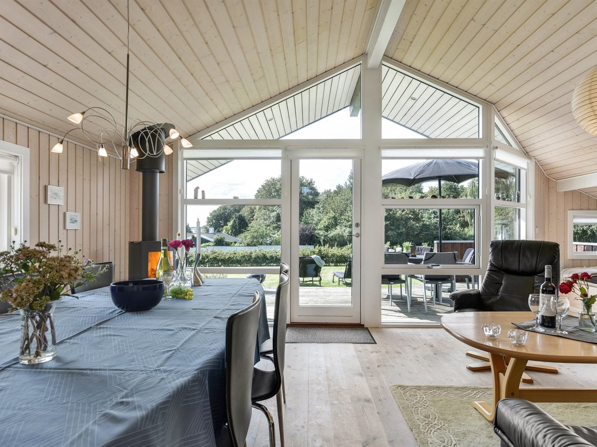 "Rathi" - 250m from the sea - Binnen