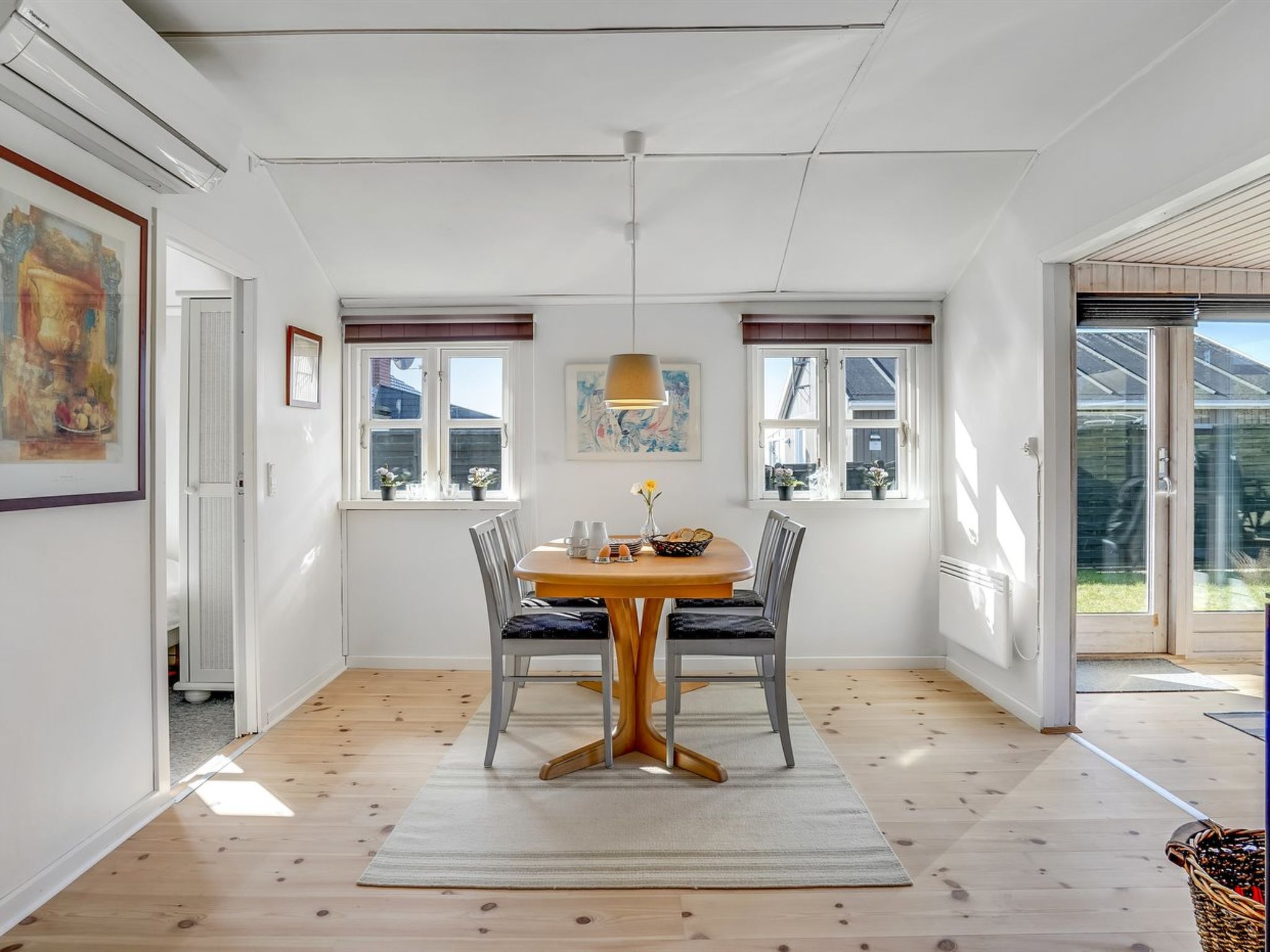 "Loella" - 35m from the sea - Binnen