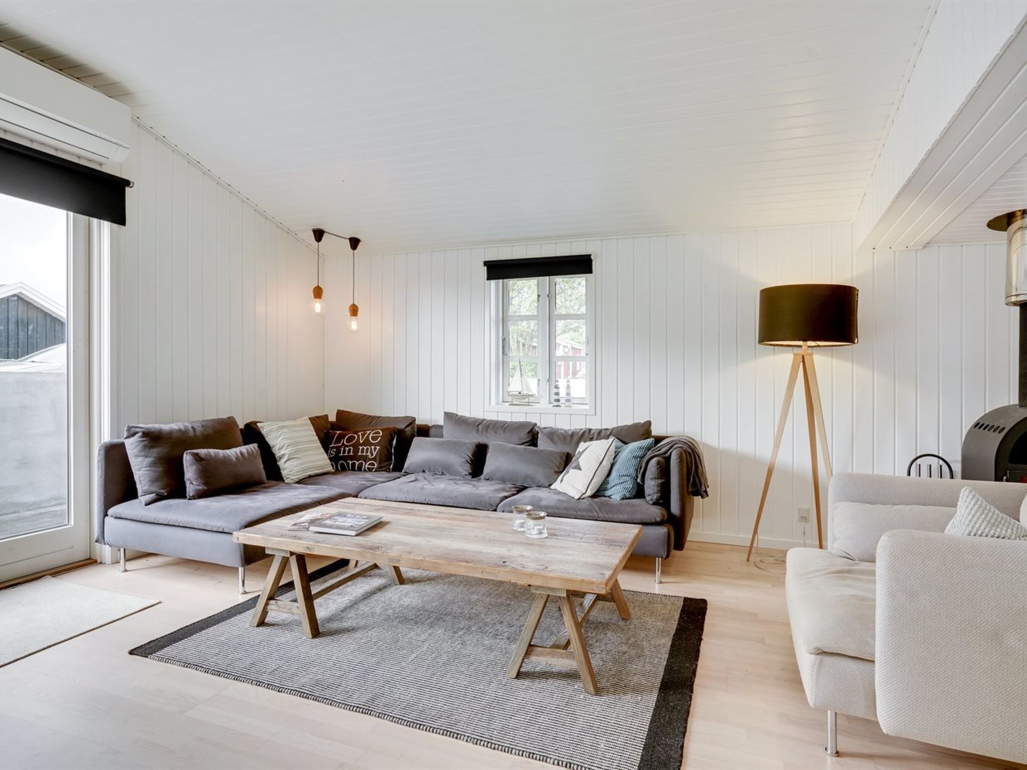 "Gunlef" - 50m from the sea - Drinnen