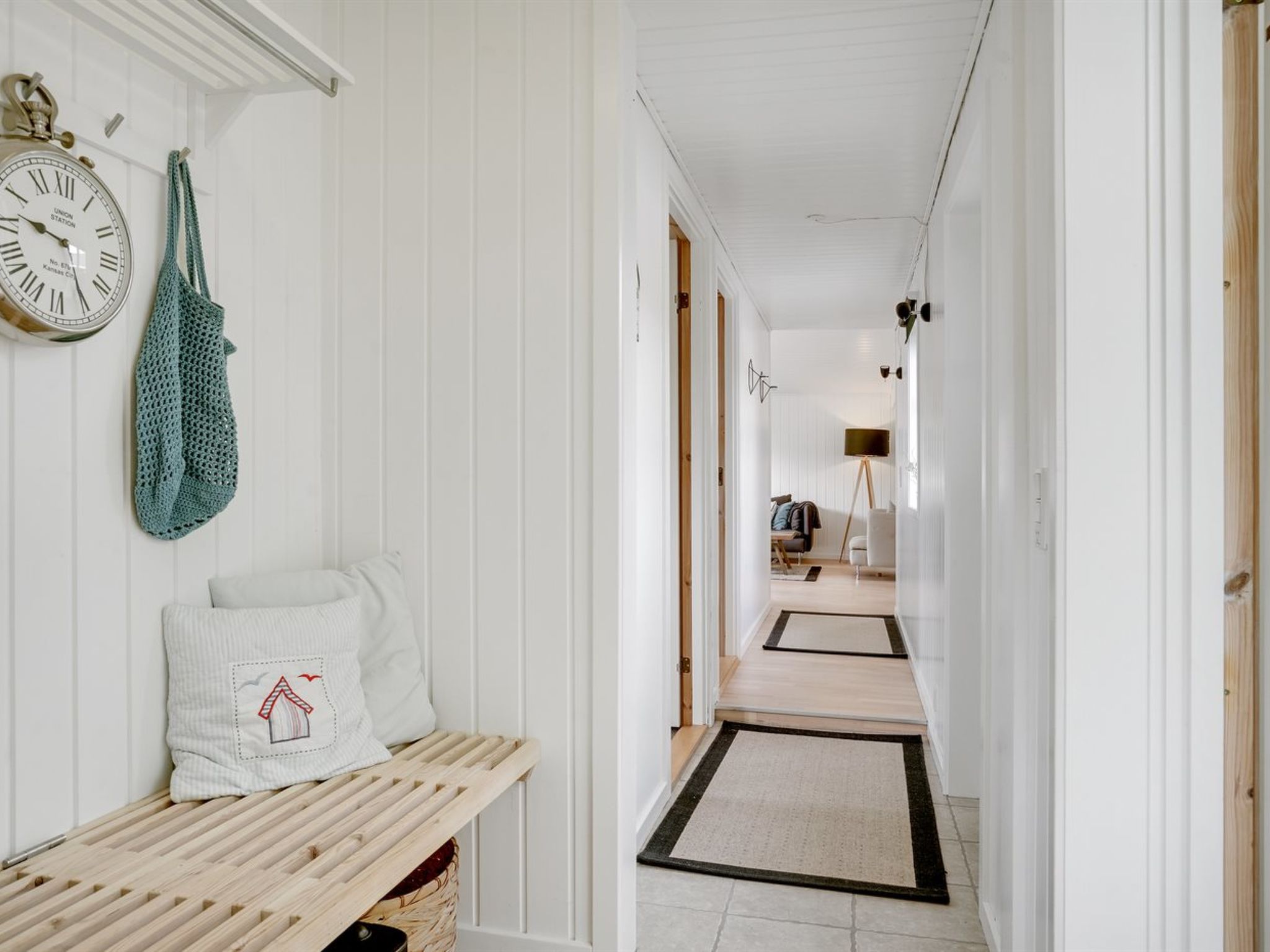 "Gunlef" - 50m from the sea - Drinnen