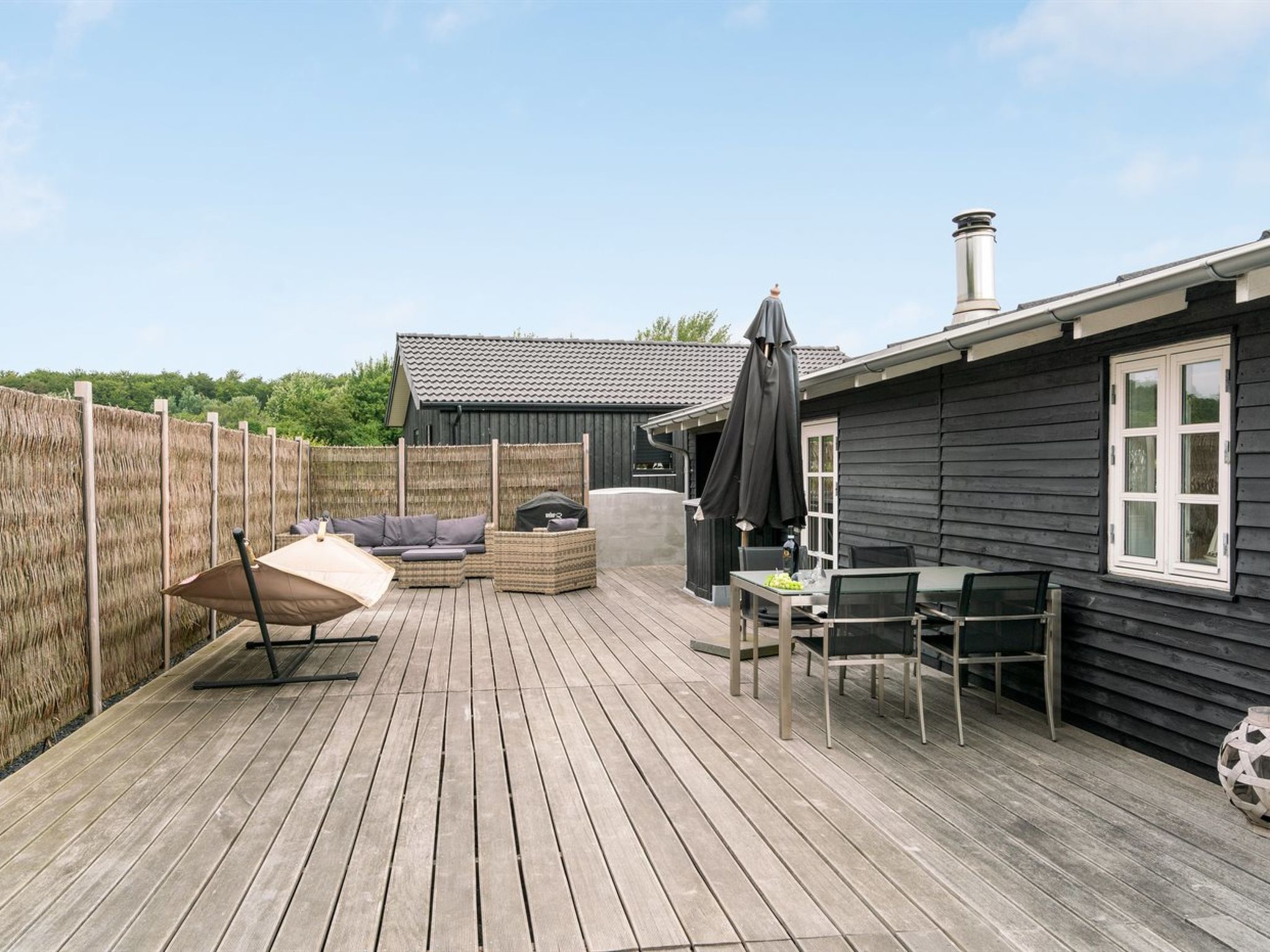 "Gunlef" - 50m from the sea - Draußen