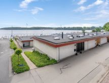 Strandvilla Constance in Svendborg: Zeezicht op 50 meter - thumbnail 1