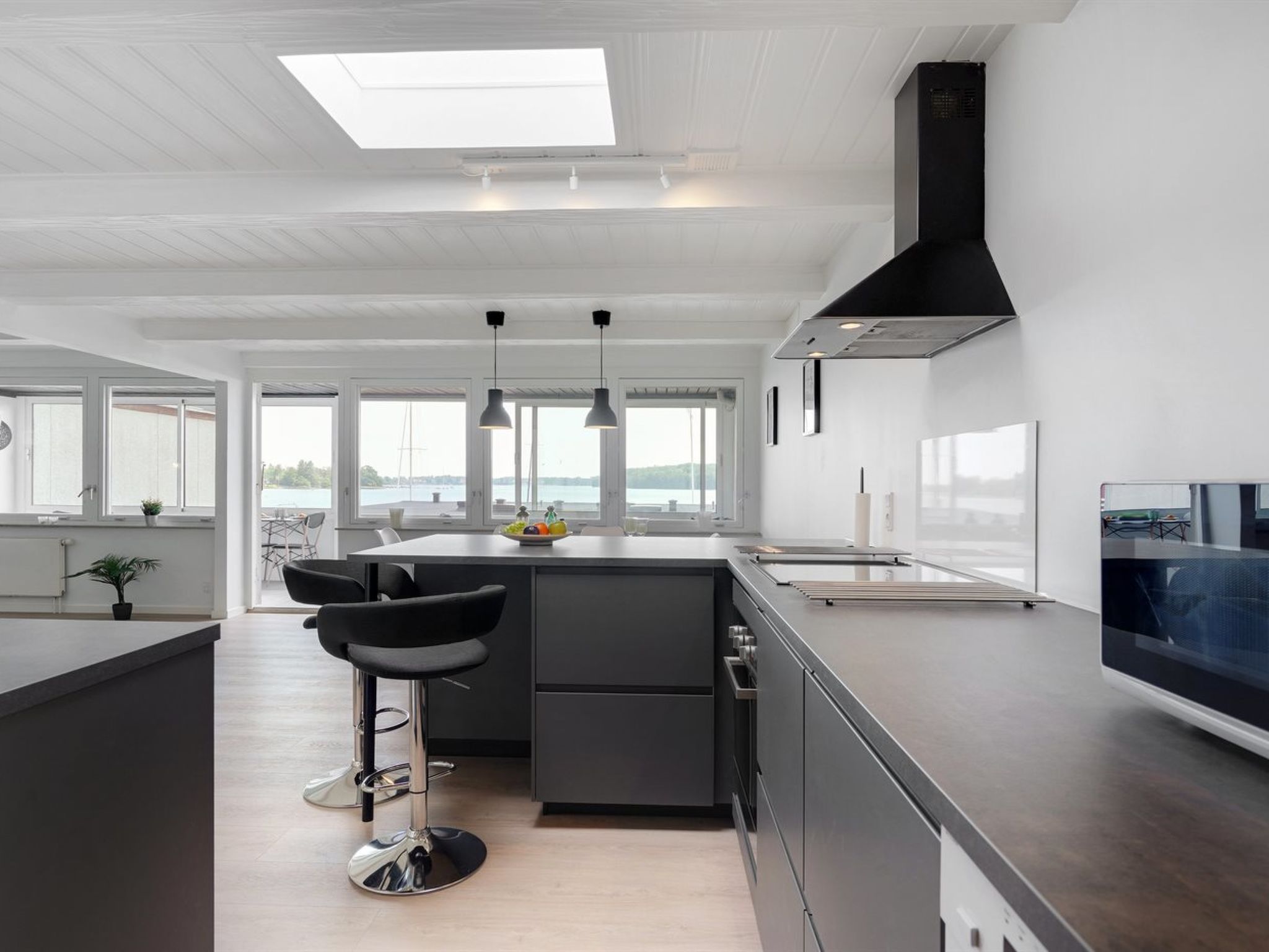 "Constance" - 50m from the sea - Binnen