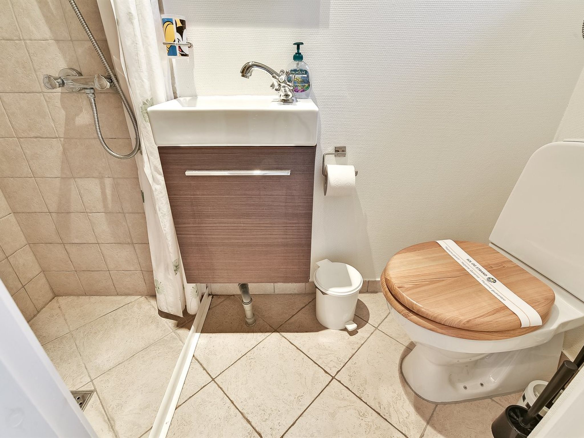 "Viljami" - 20m from the sea-Binnen