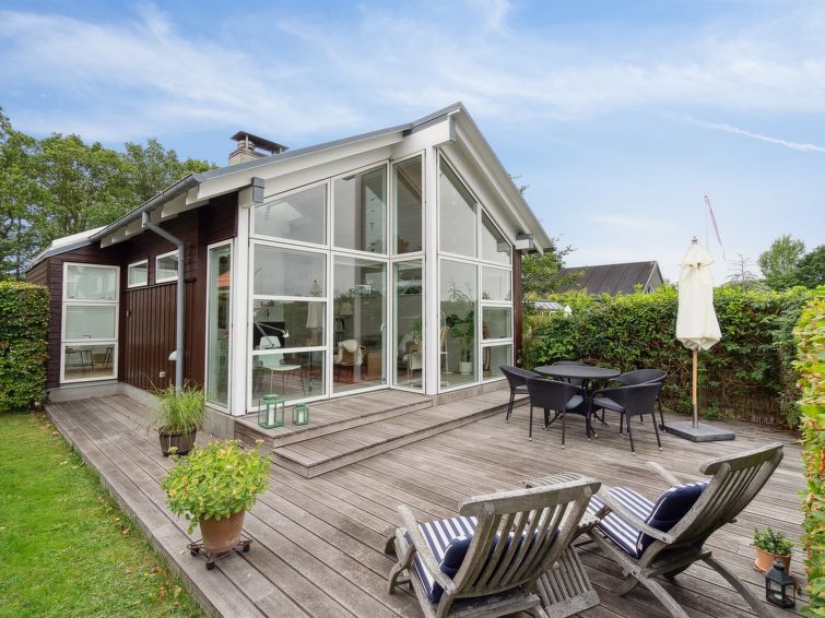Search and Stay destination Nyborg, Denmark from AU$ 639. "Ovelil" - 100m from the sea in Funen
