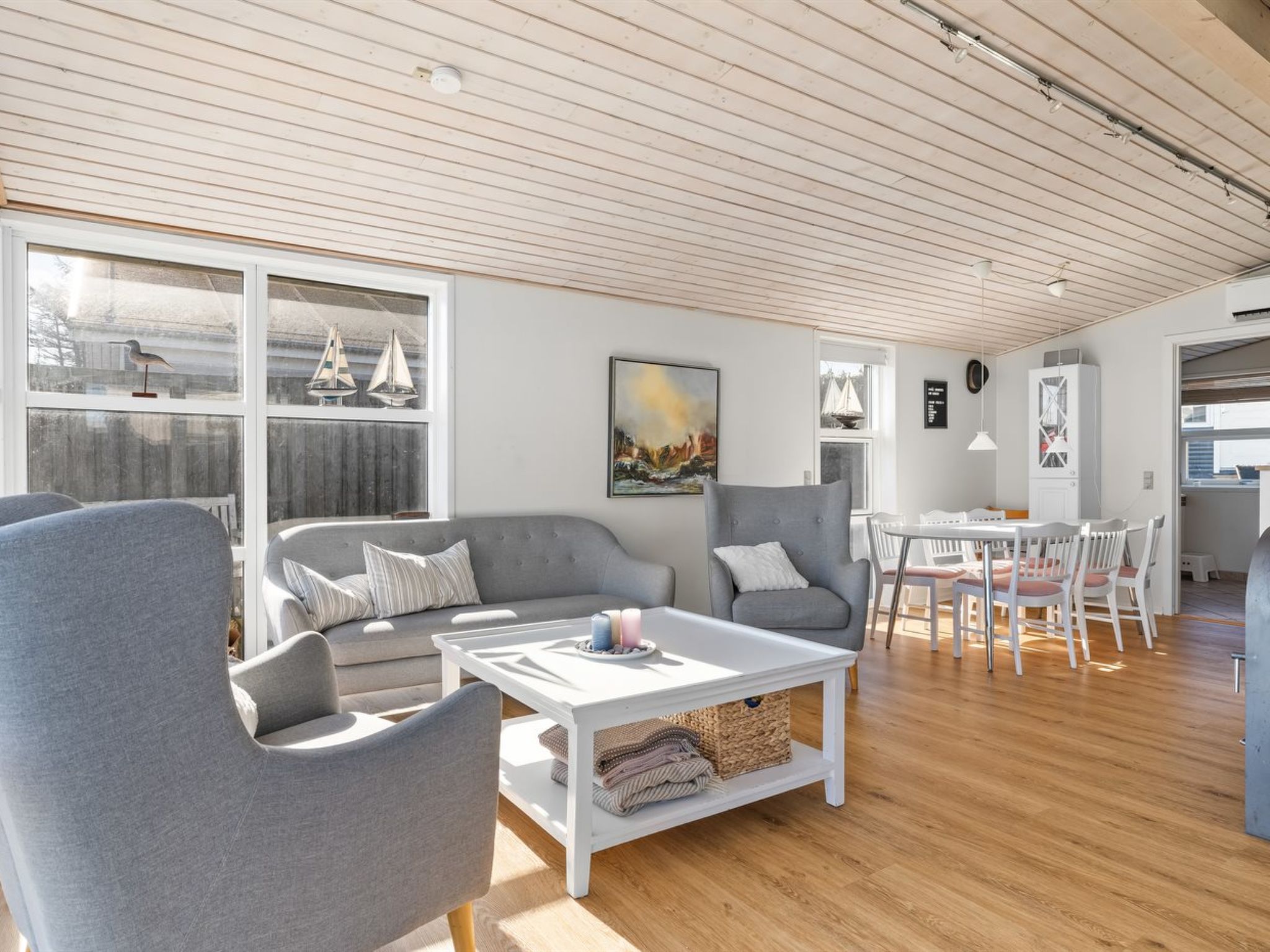 "Answald" - 10m from the sea - Binnen