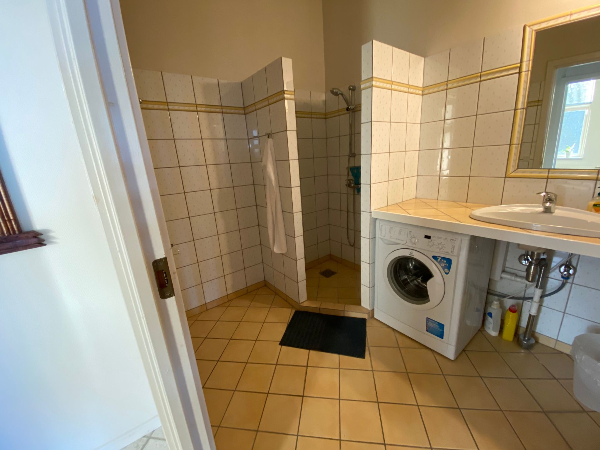 Skaerven Beachfront Wohnung C-Image-tags.info