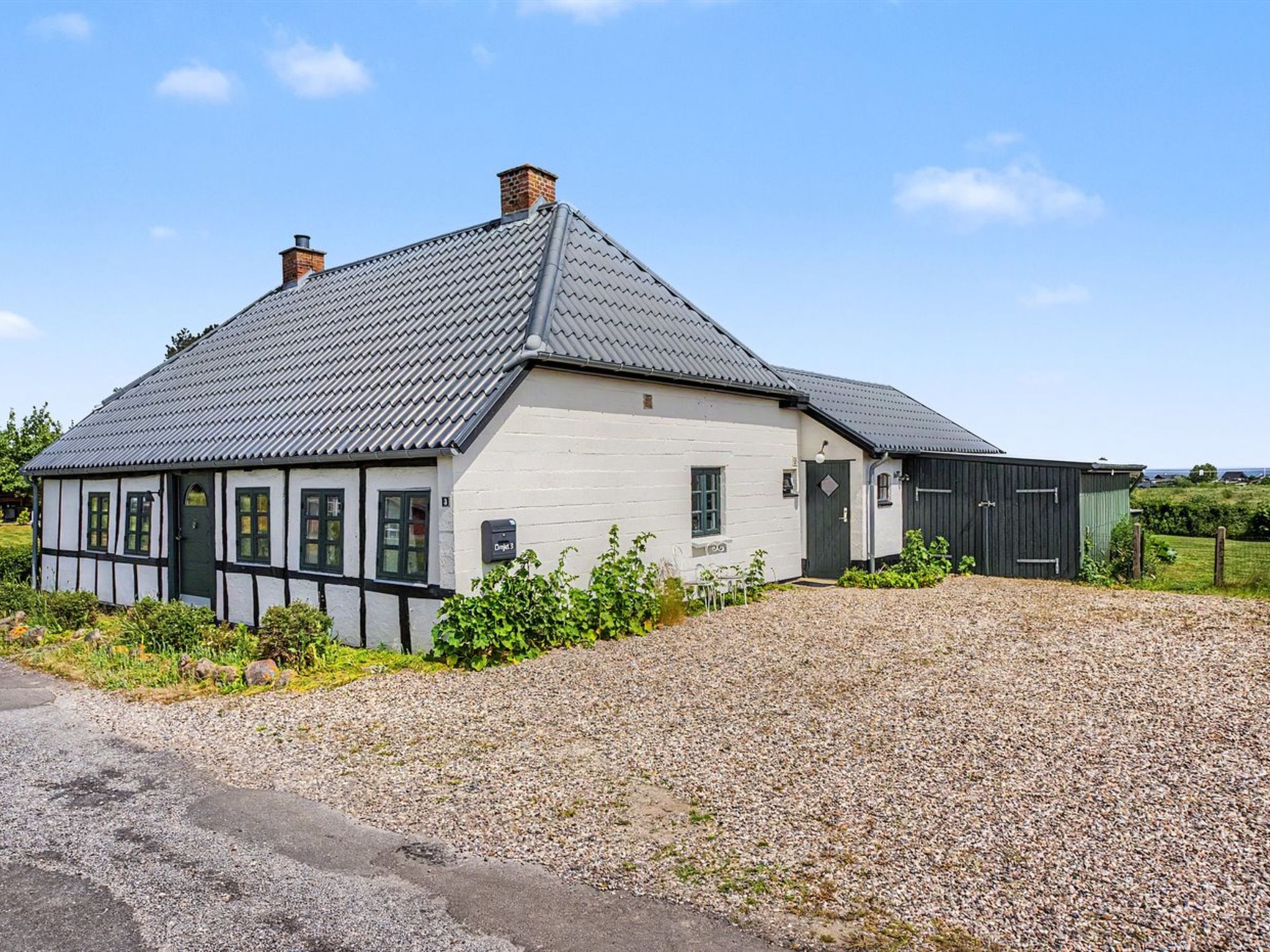 "Olufdine" - 350m from the sea - Buiten