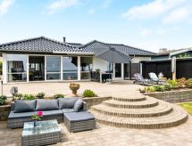 Licht vakantiehuis op 100 meter van zee in Frørup, Fyn - thumbnail 3