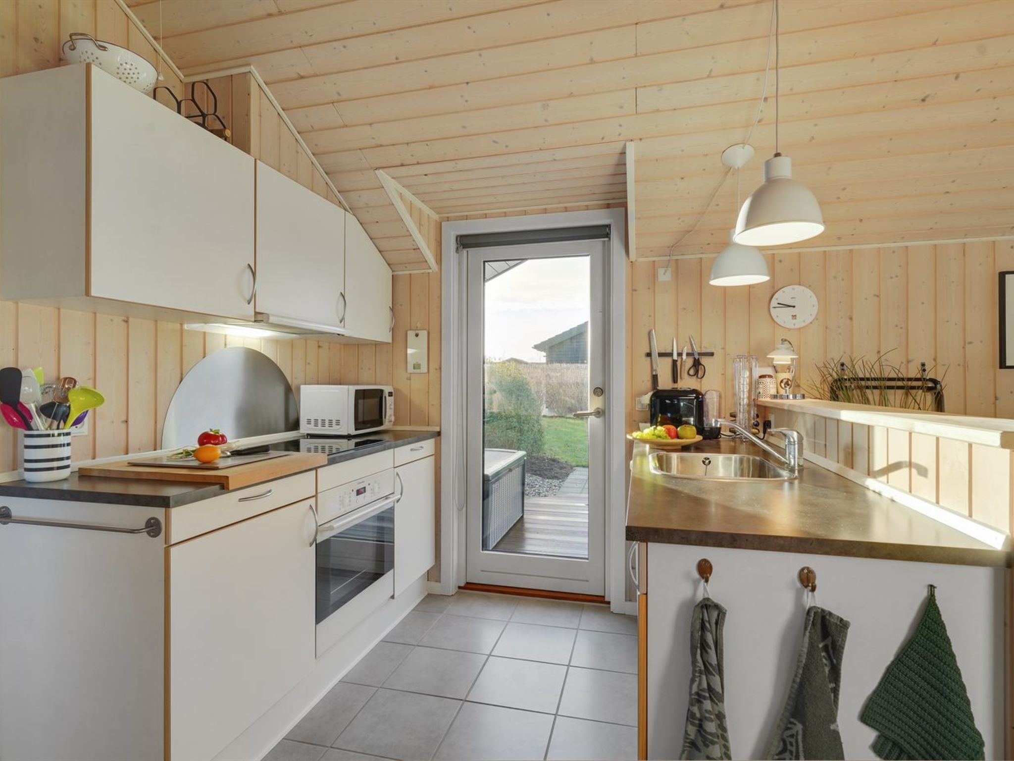 "Kulben" - 450m from the sea - Binnen