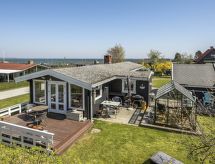 Ylvie: Ruime vakantiewoning op slechts 150 meter van de zee in Frørup - thumbnail 1