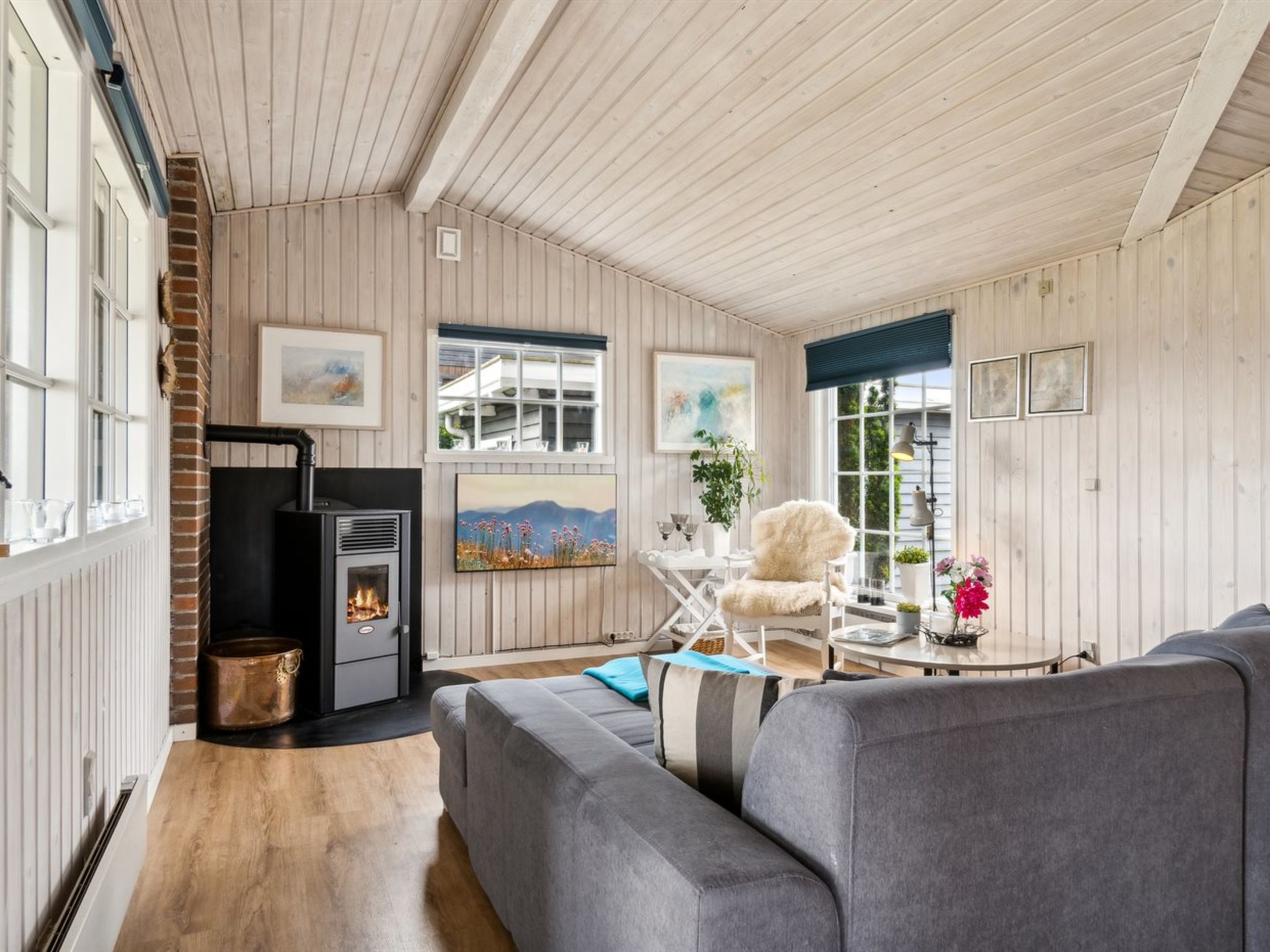 "Diddi" - 170m from the sea - Binnen