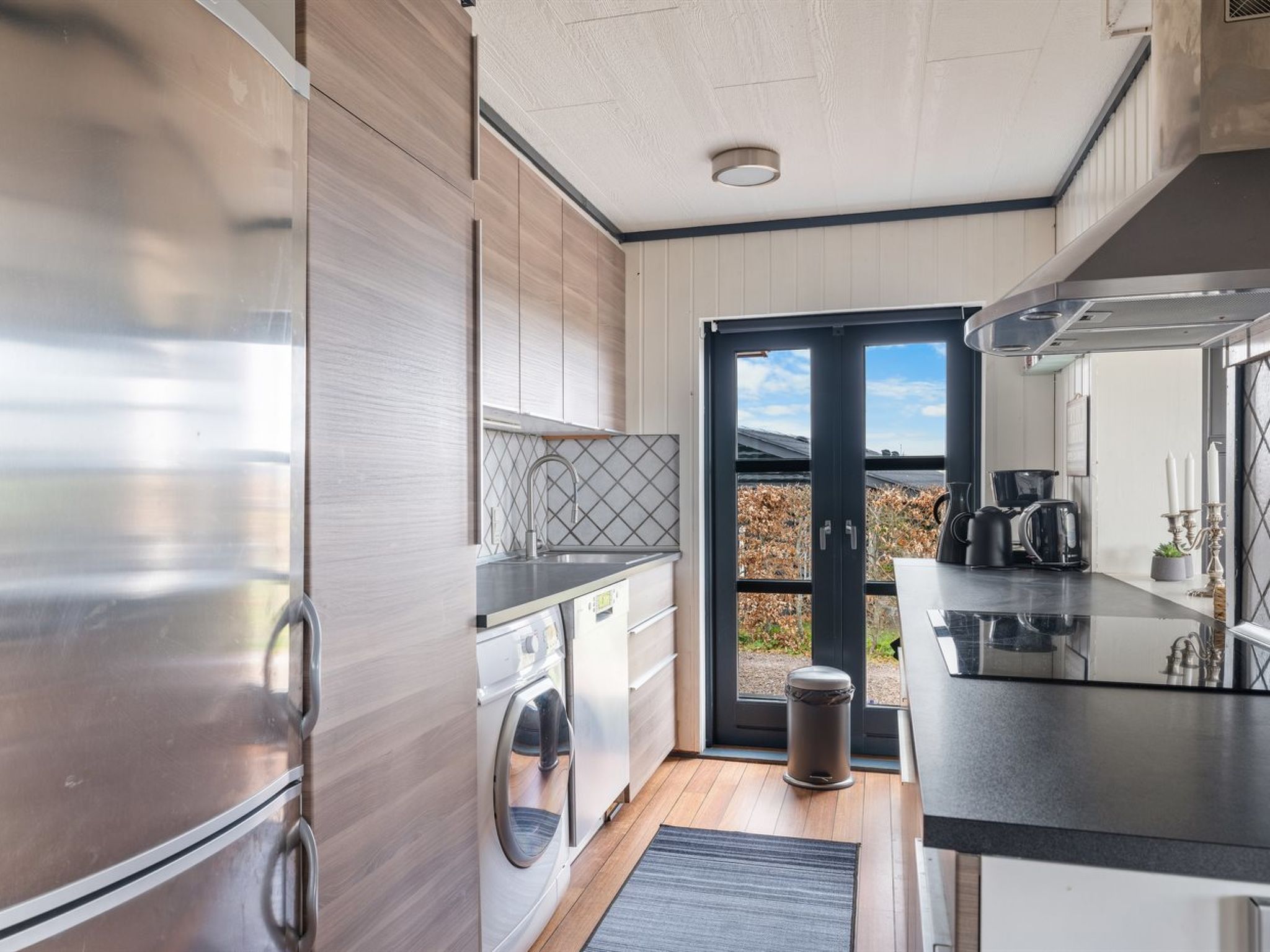 "Elline" - 200m from the sea - Binnen