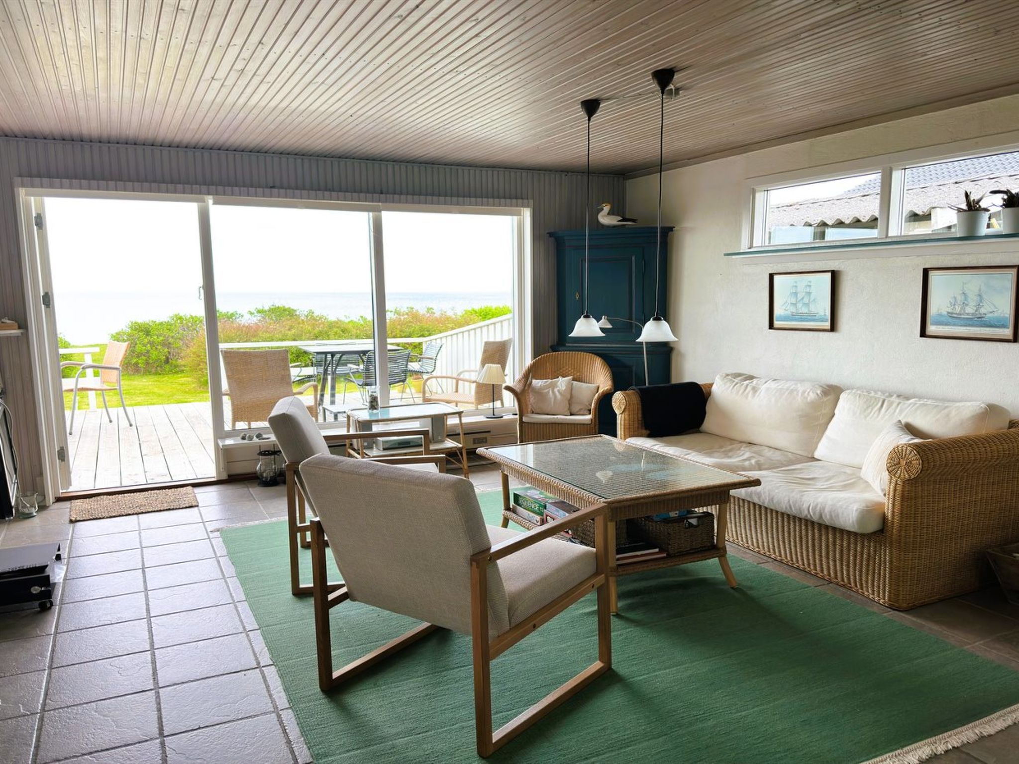 "Edla" - 35m from the sea