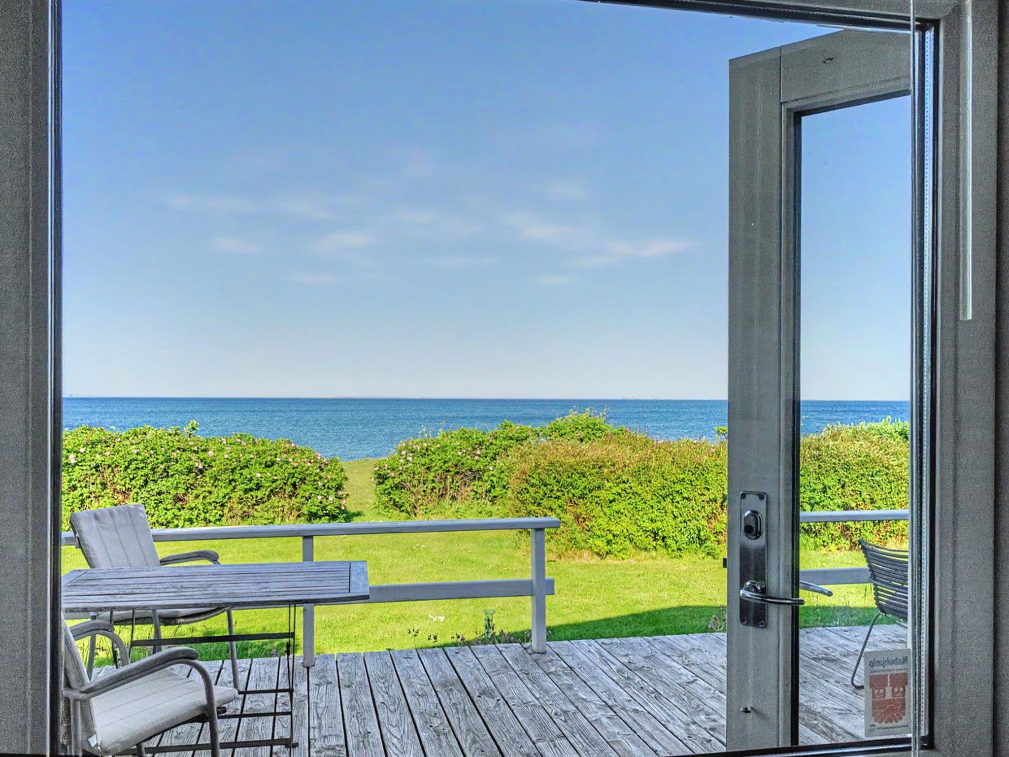 "Edla" - 35m from the sea - Outside