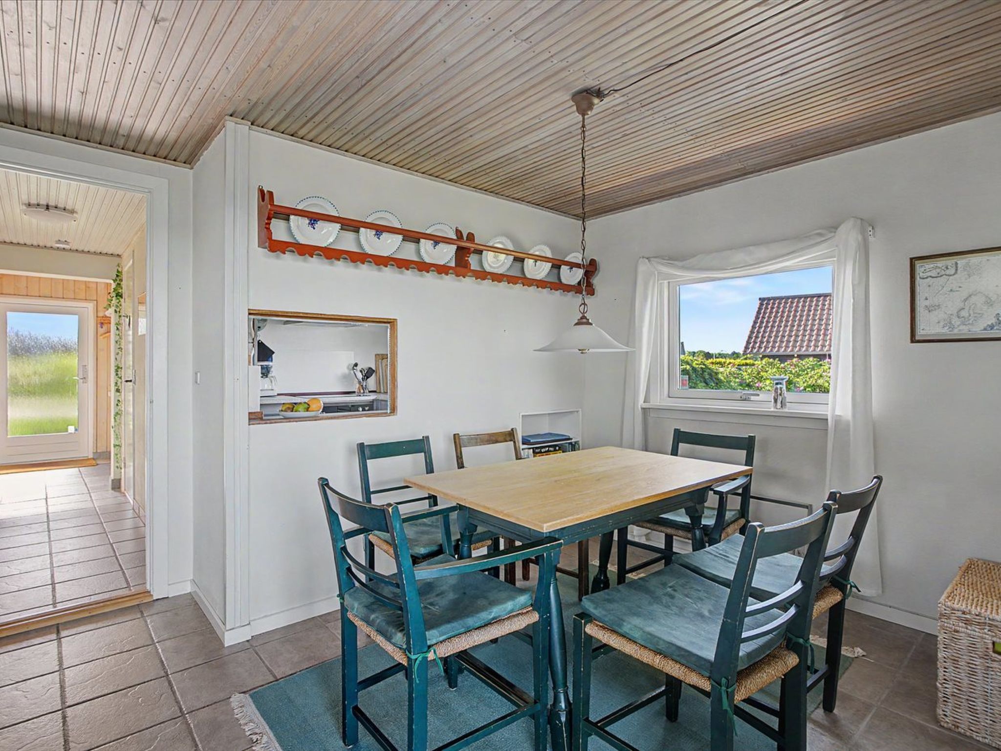 "Edla" - 35m from the sea - Binnen