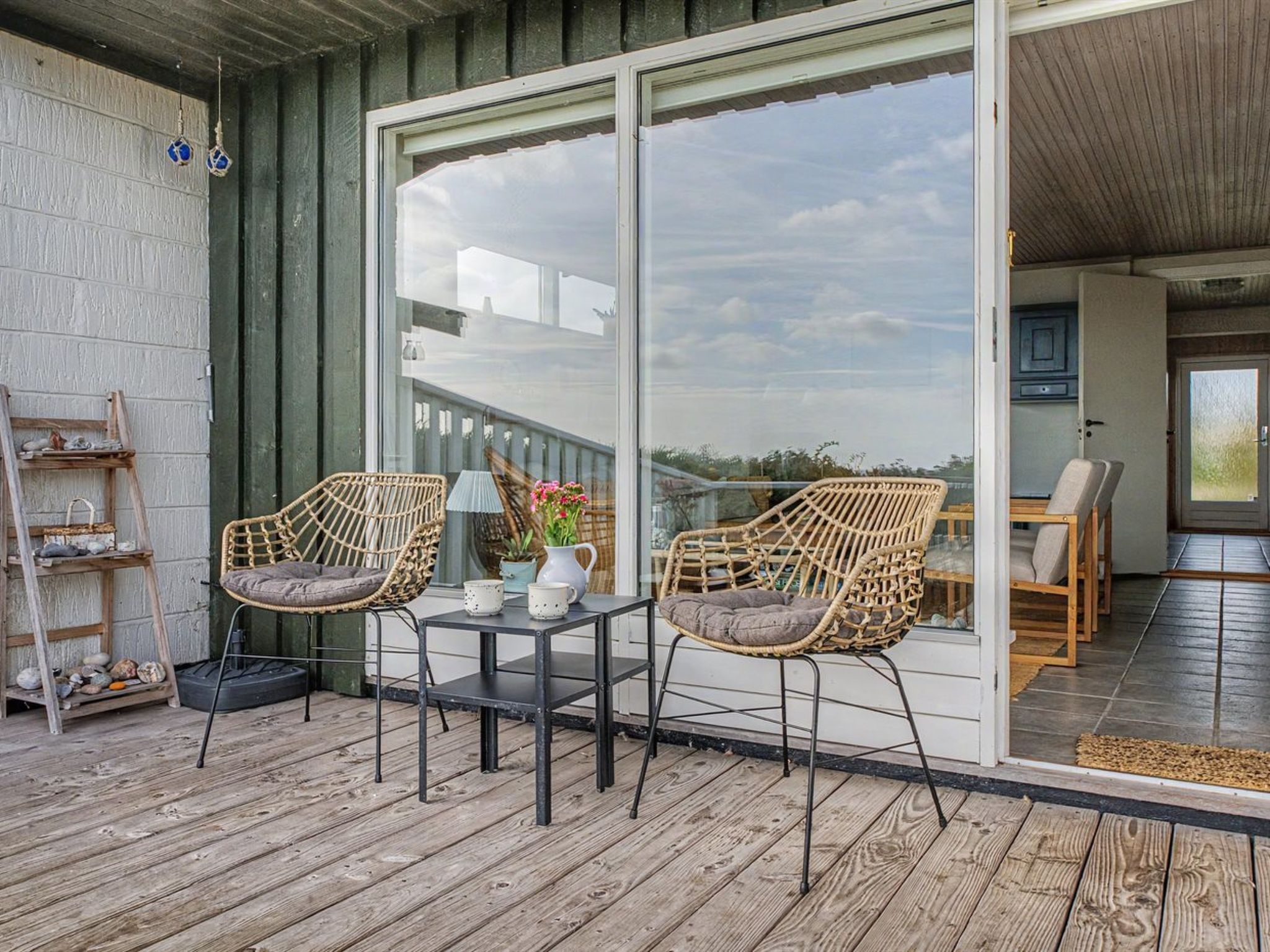 "Edla" - 35m from the sea - Buiten