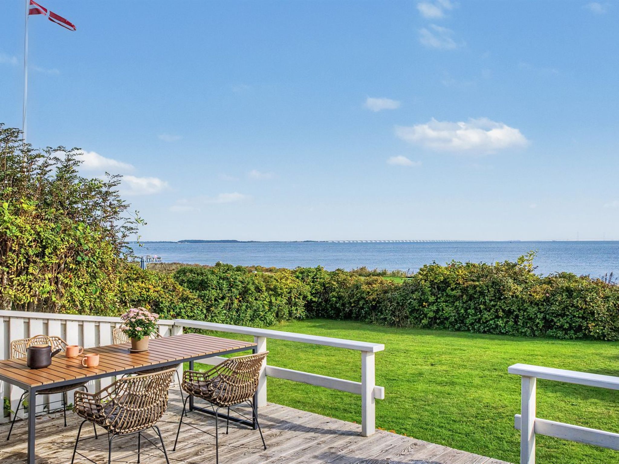 "Edla" - 35m from the sea - Buiten