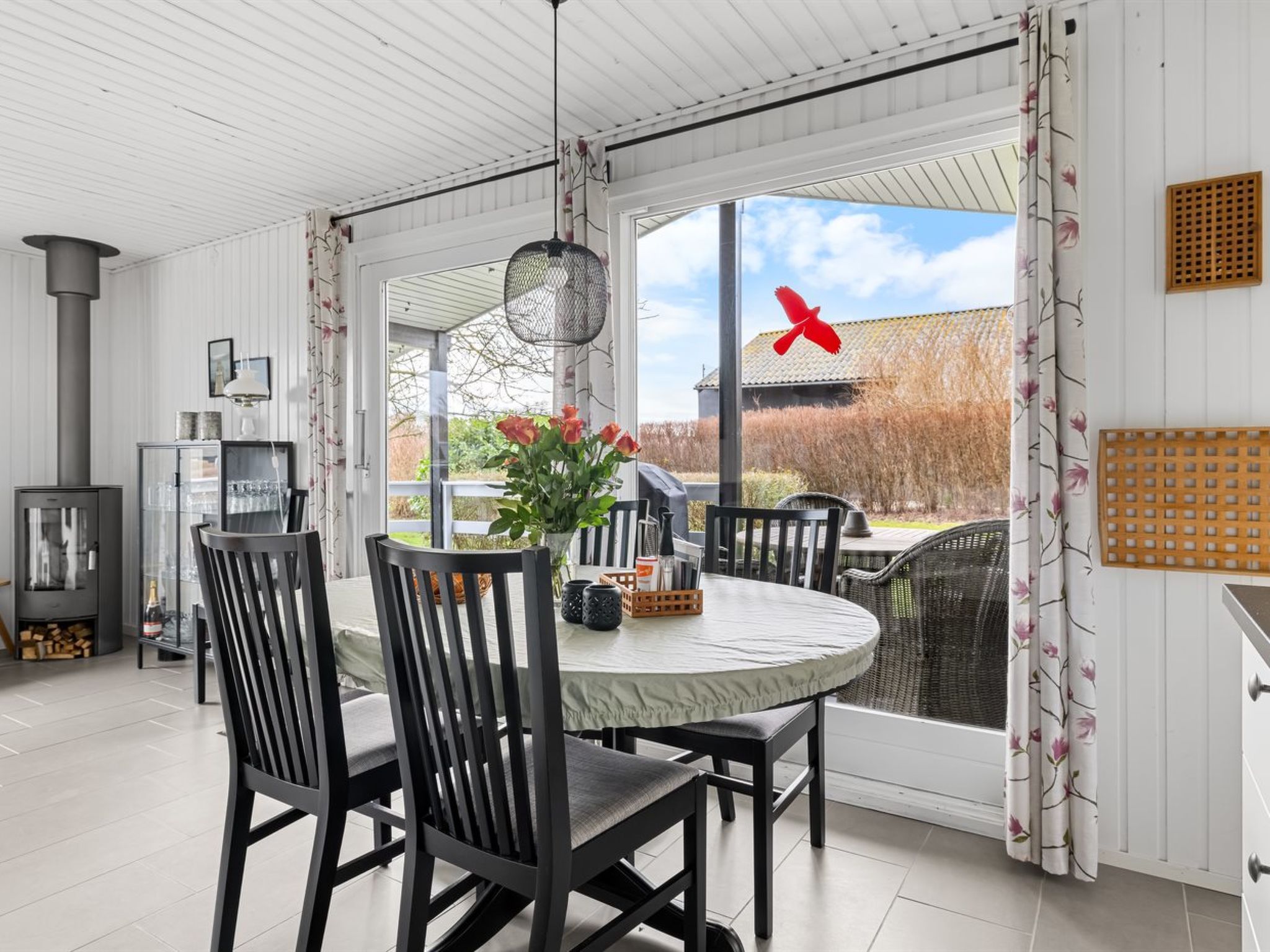 "Bjart" - 150m from the sea - Binnen
