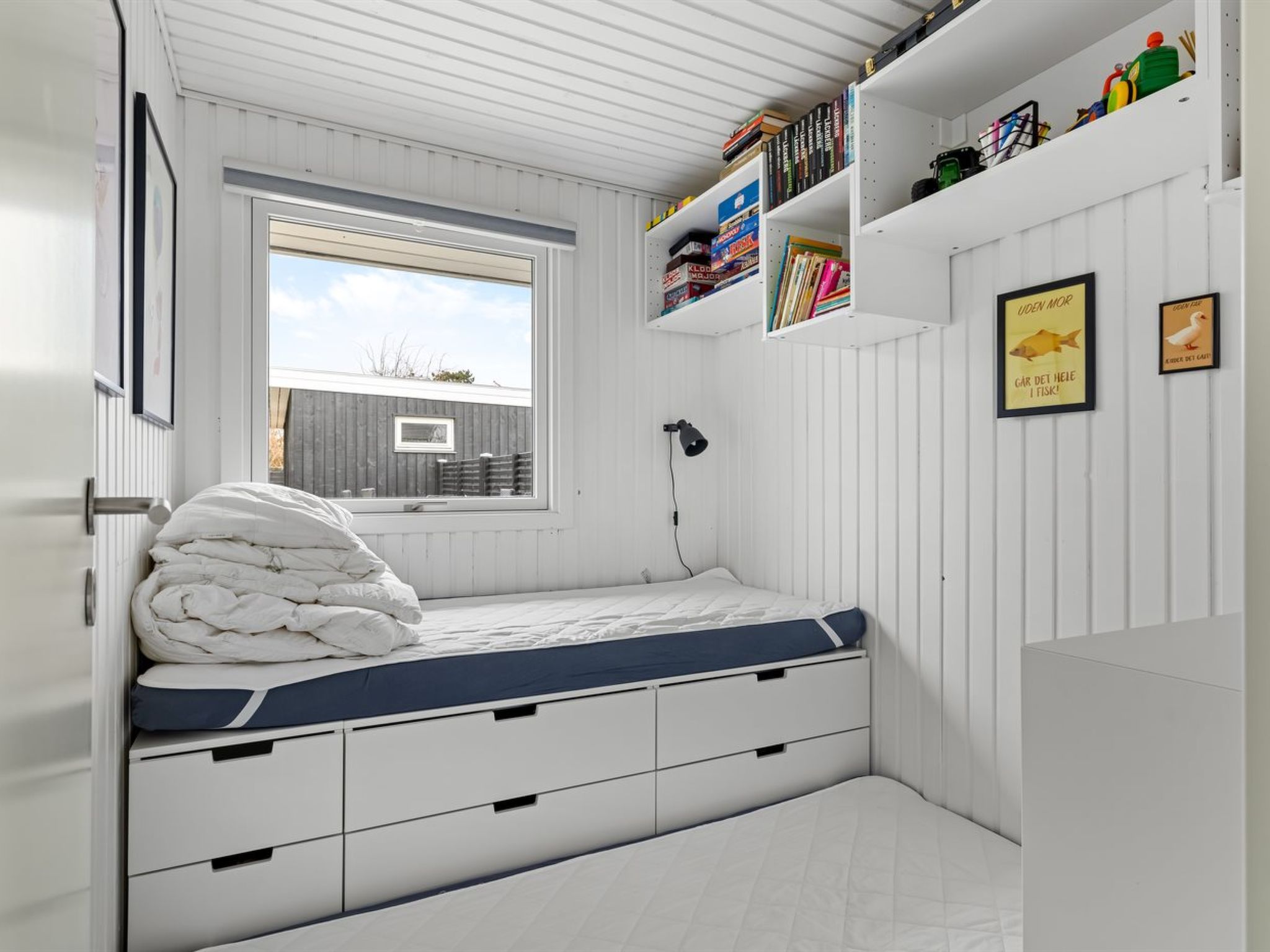 "Bjart" - 150m from the sea - Binnen