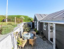 Strandvilla Grim in Skårup Fyn: 5 meter van de zee met panoramisch uitzicht - thumbnail 6