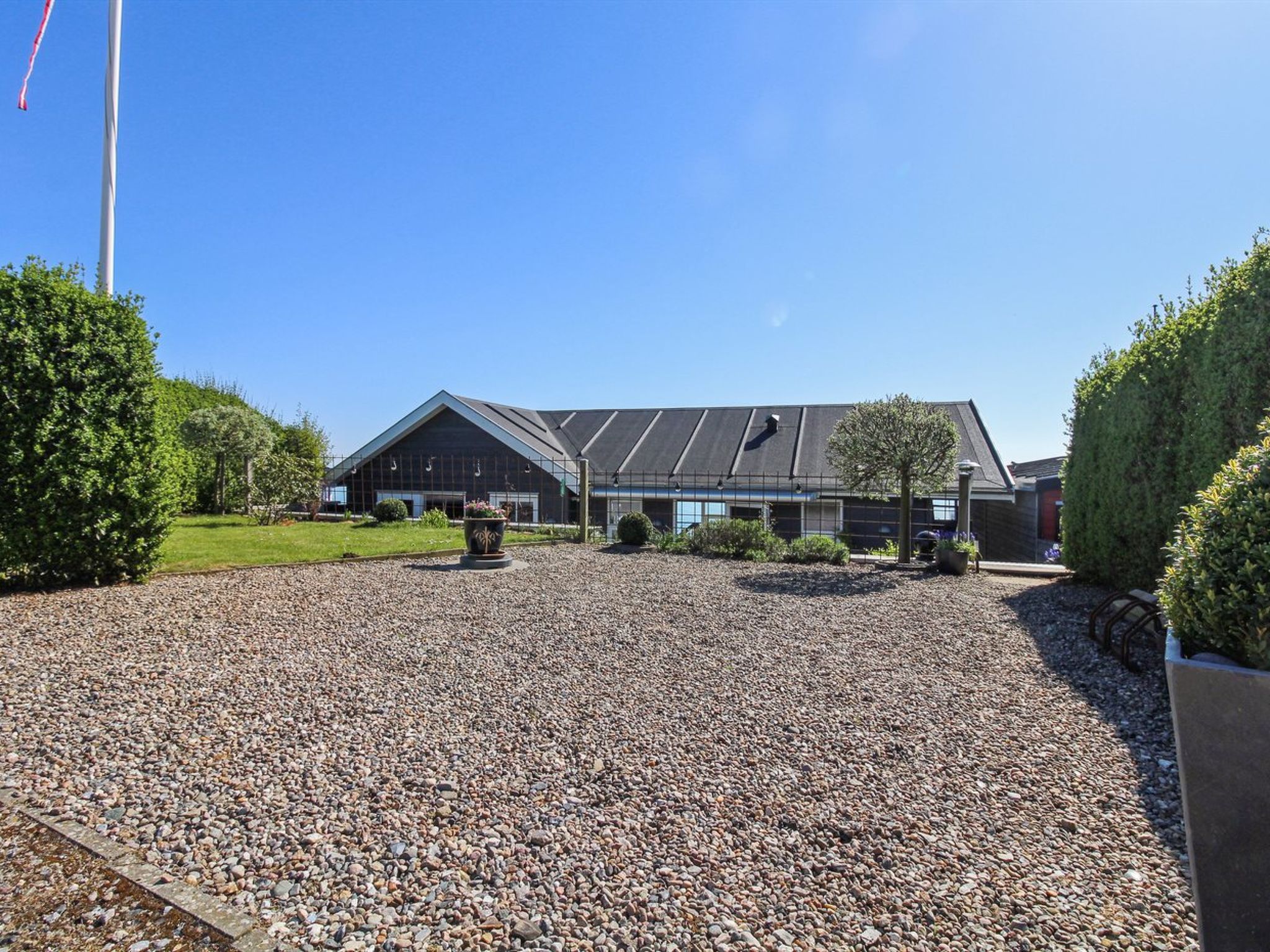"Grim" - 5m from the sea-Buiten