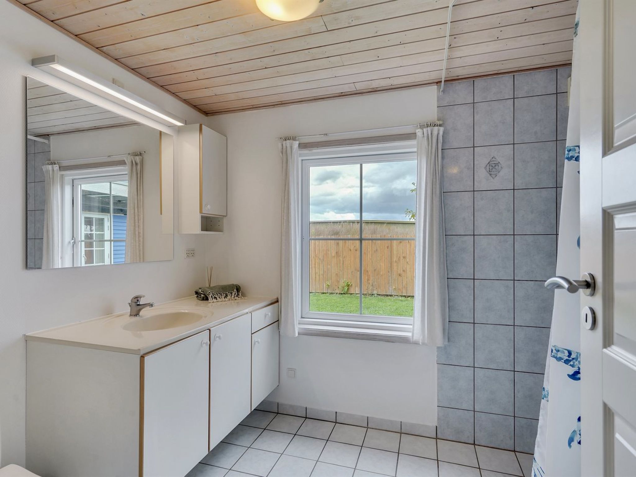 "Tana" - 5m from the sea - Binnen