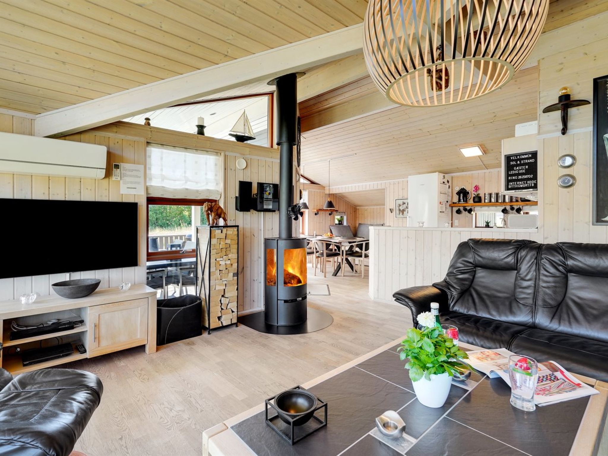 "Ela" - 500m from the sea-Binnen