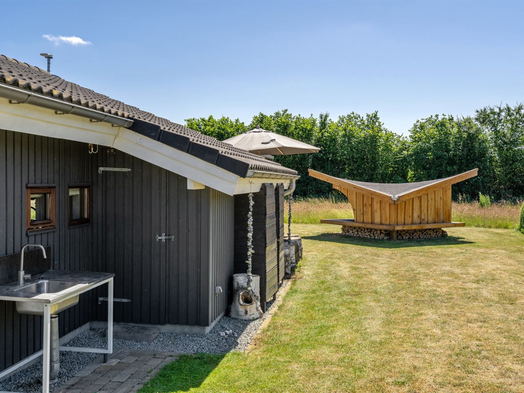 "Ela" - 500m from the sea - Buiten