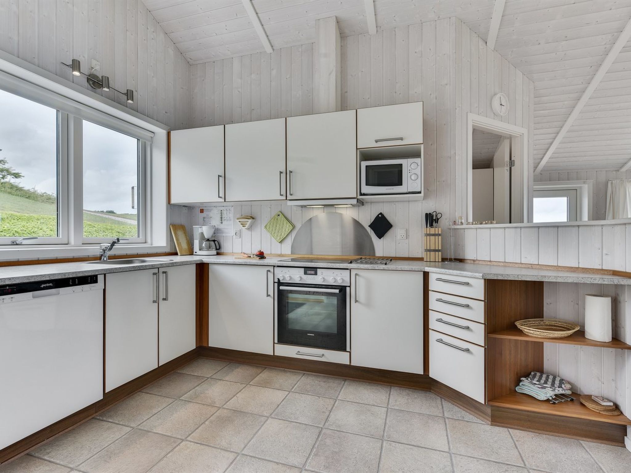 "Sisko" - 600m from the sea - Binnen