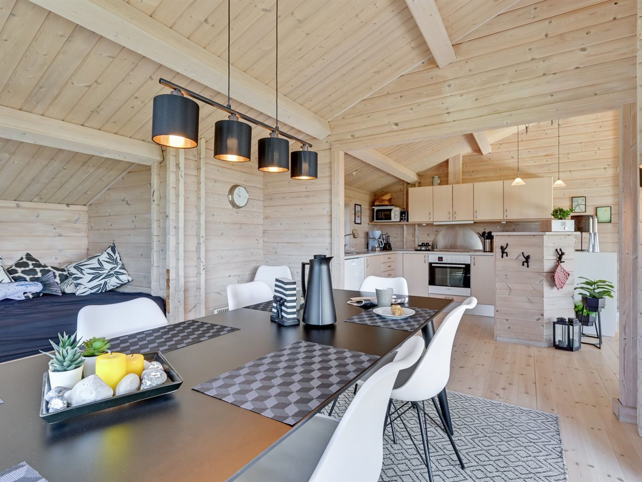 "Anneli" - 600m from the sea - Binnen