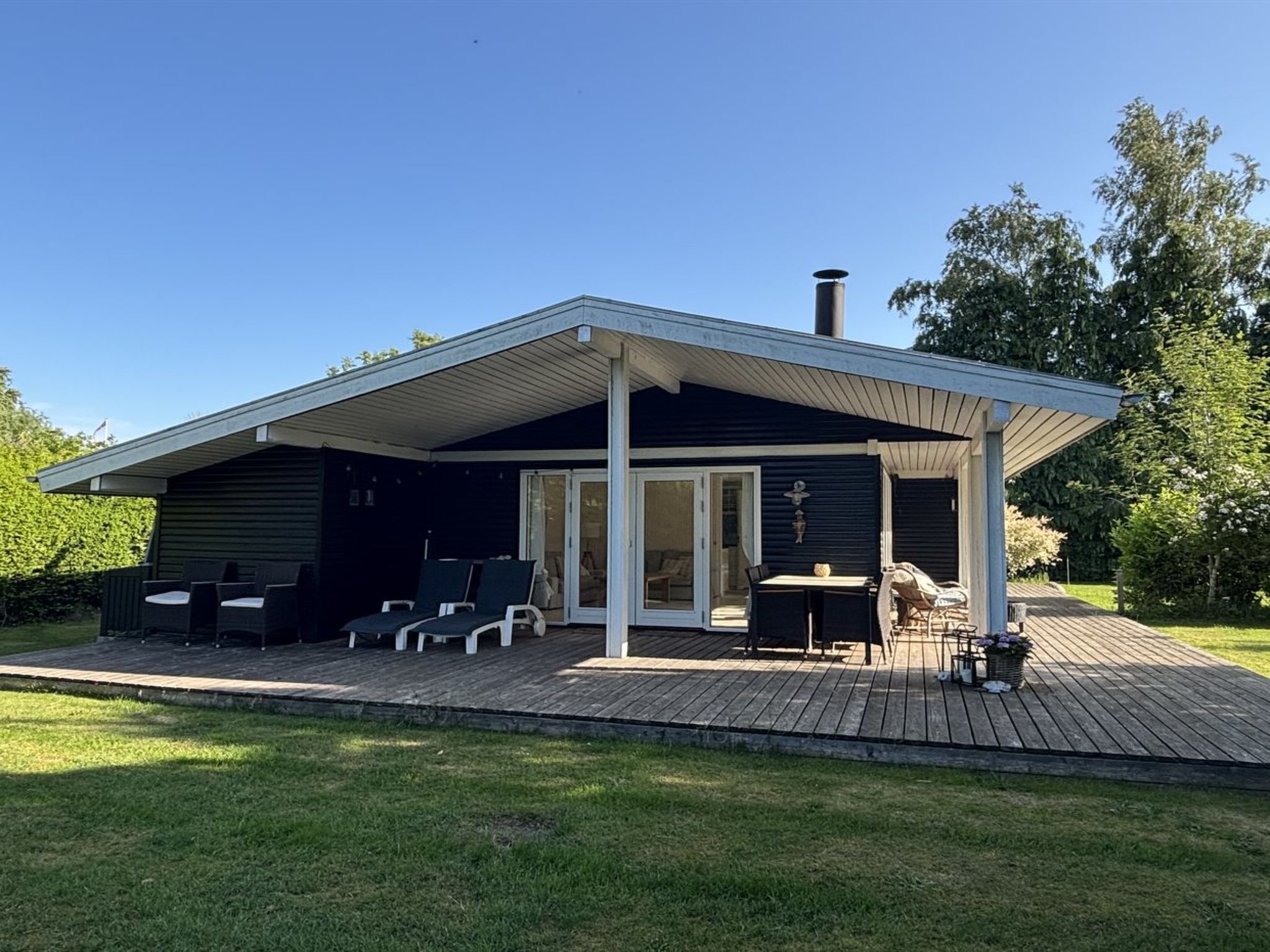 "Aksa" - 400m from the sea-Buiten