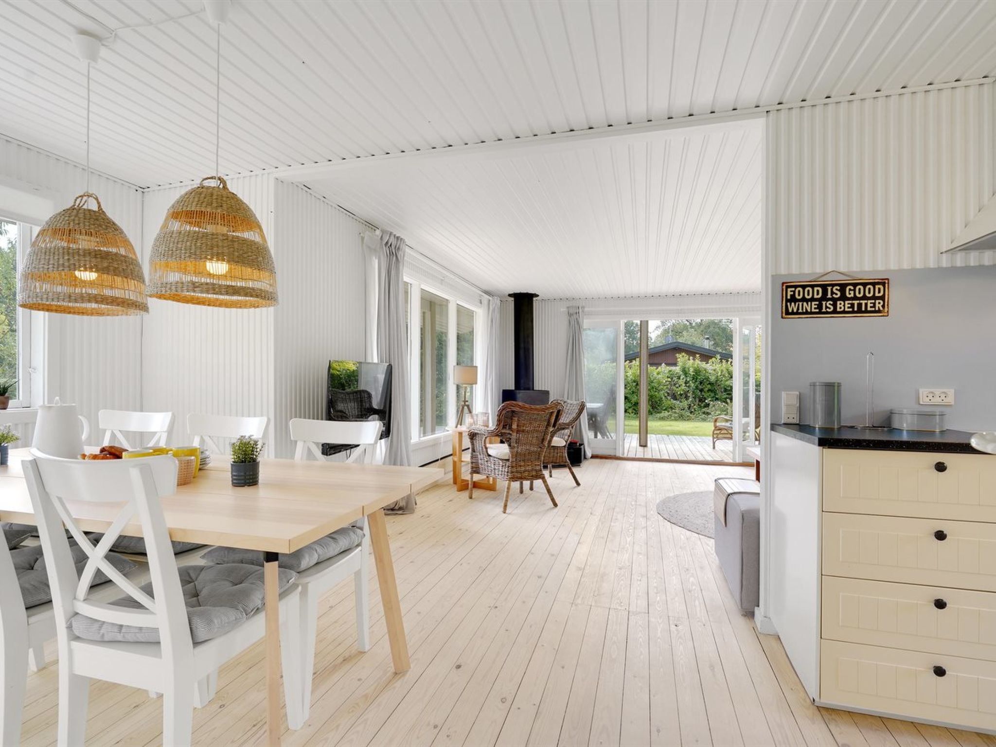 "Aksa" - 400m from the sea - Inside