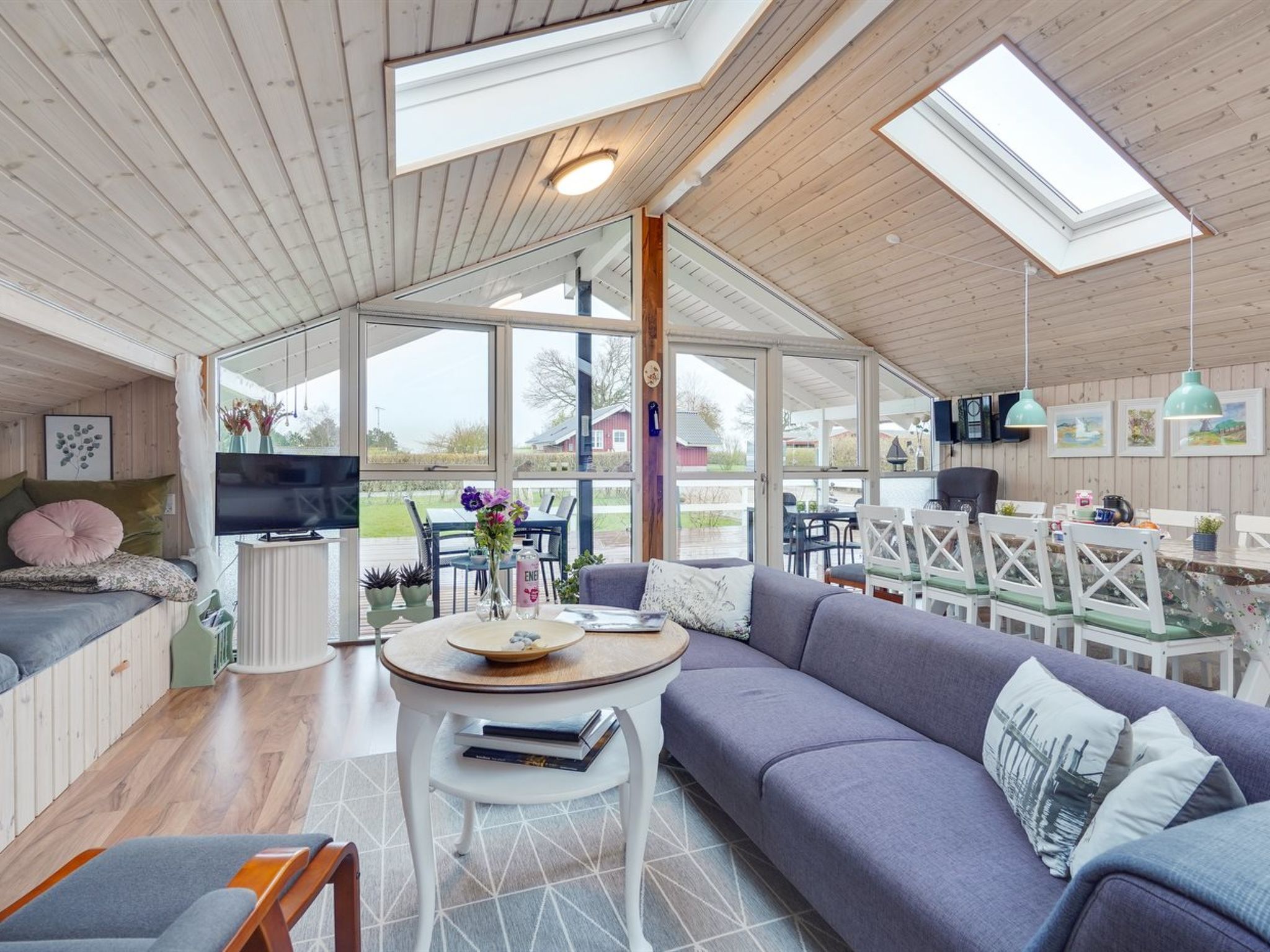 "Flicka" - 275m from the sea - Drinnen