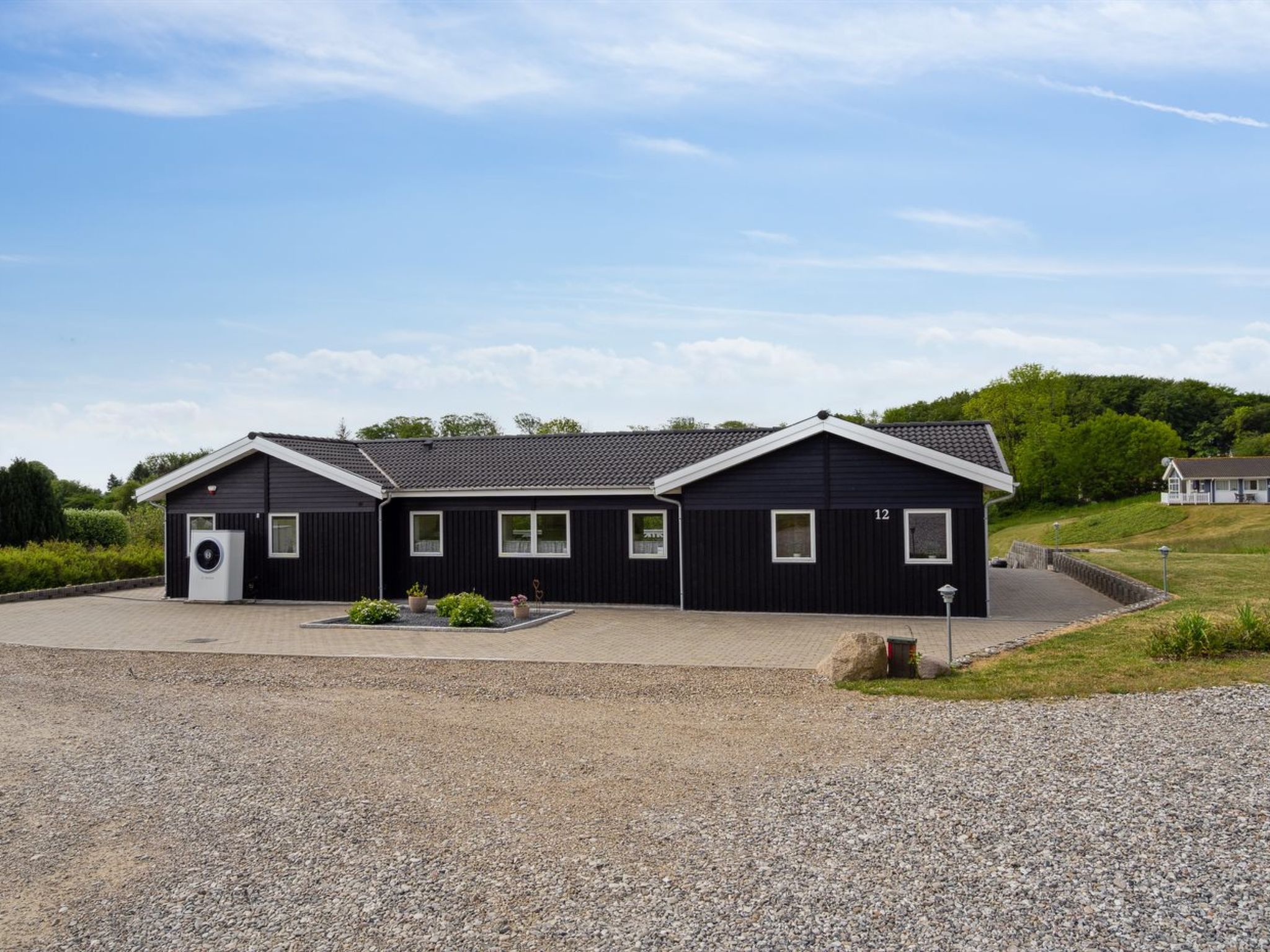 "Edo" - 575m from the sea