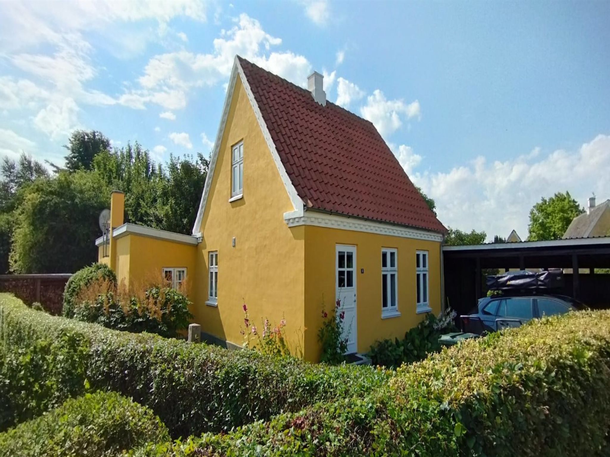 "Huno" - 2km from the sea