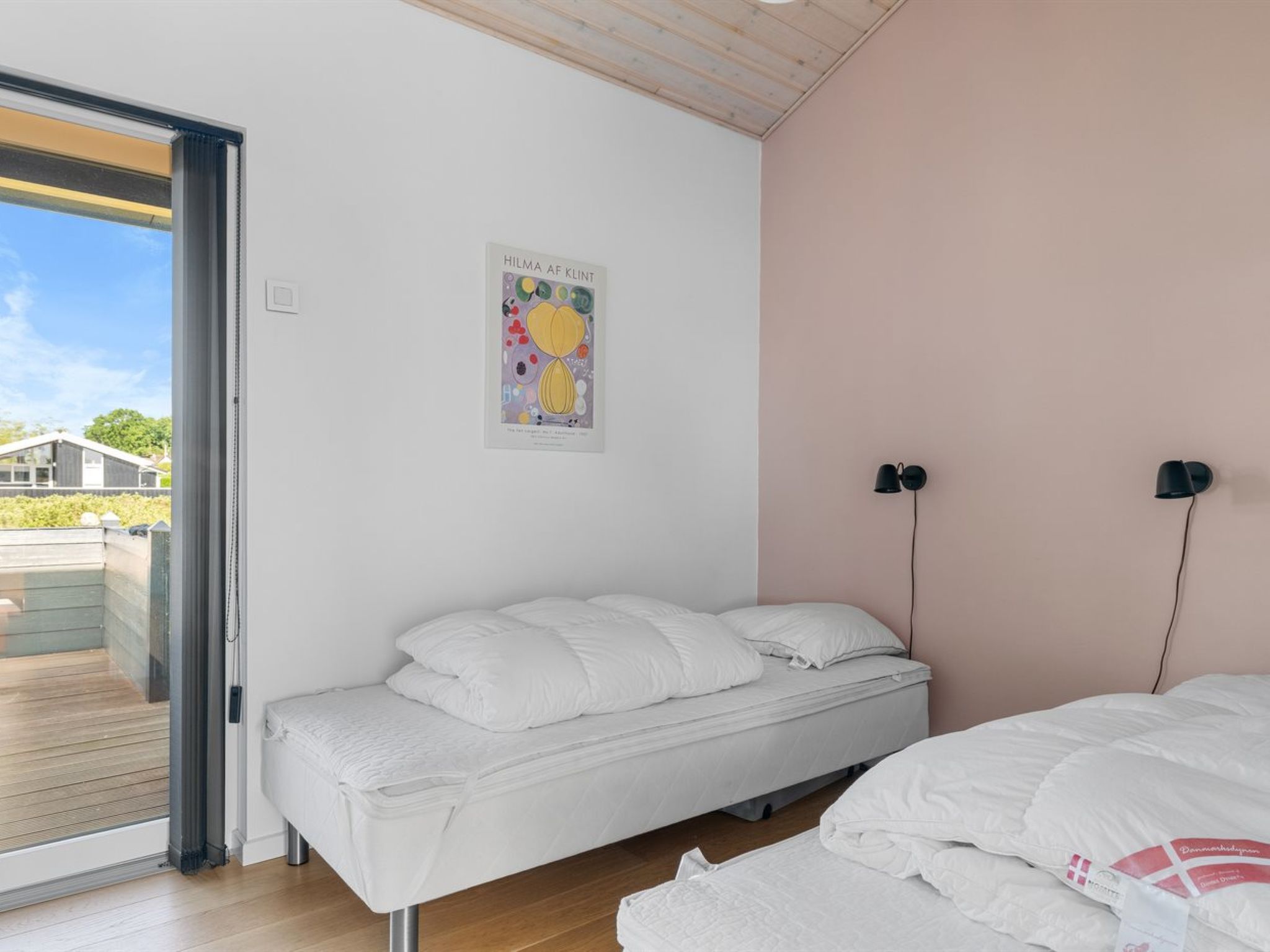 "Konsta" - 300m from the sea-Drinnen