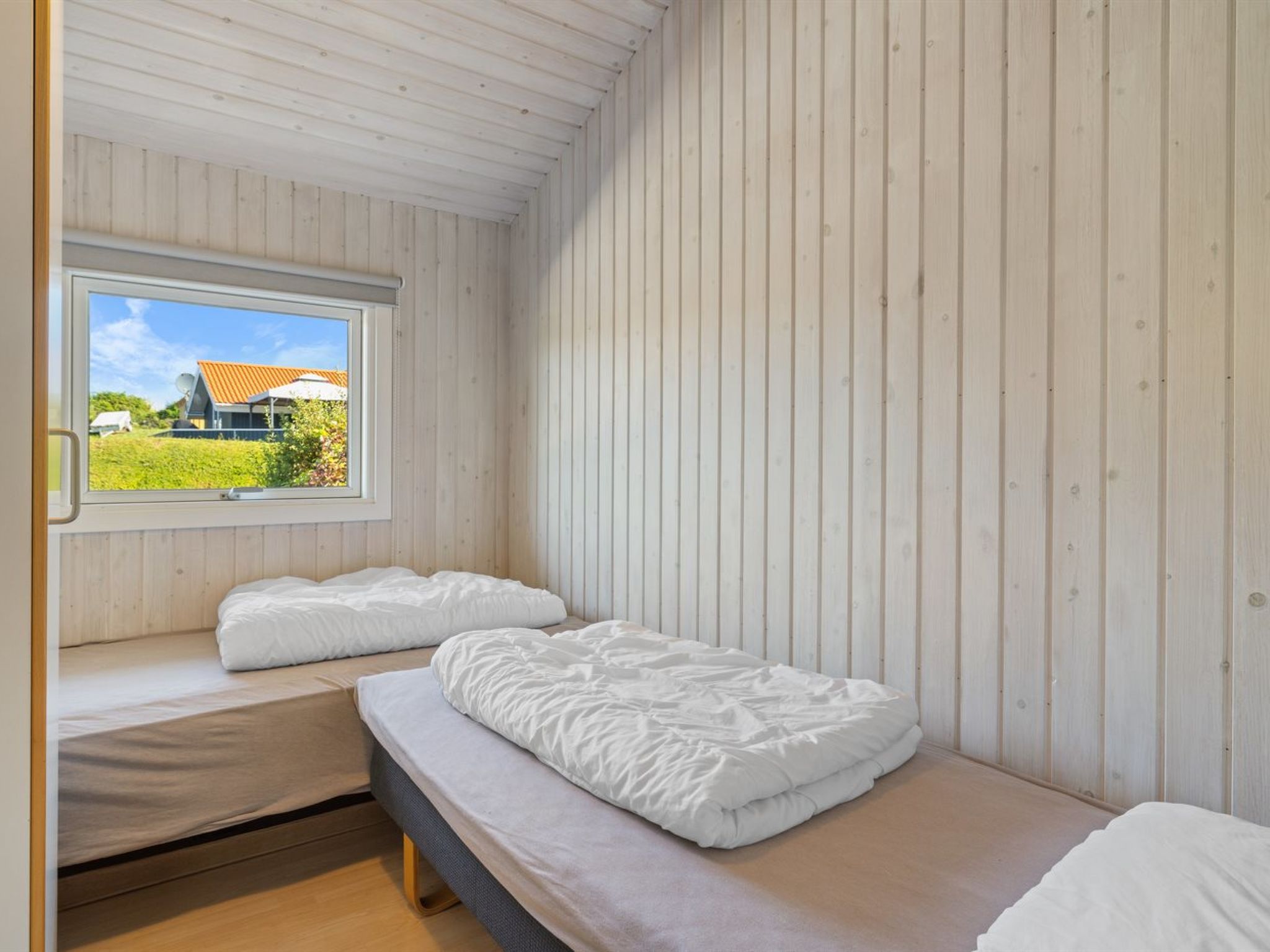 "Sybil" - 350m from the sea-Binnen