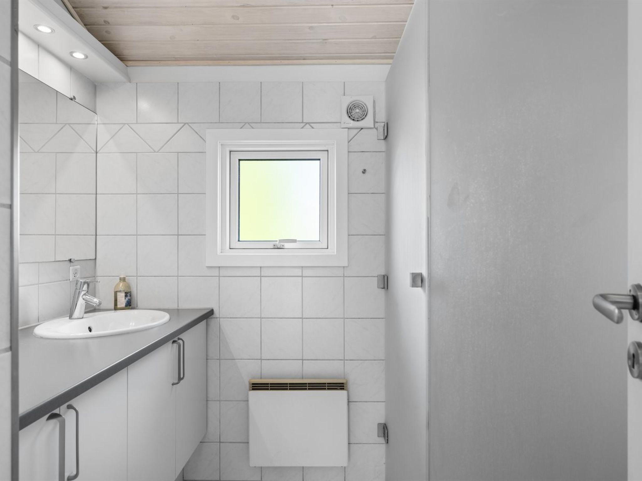 "Sybil" - 350m from the sea-Binnen