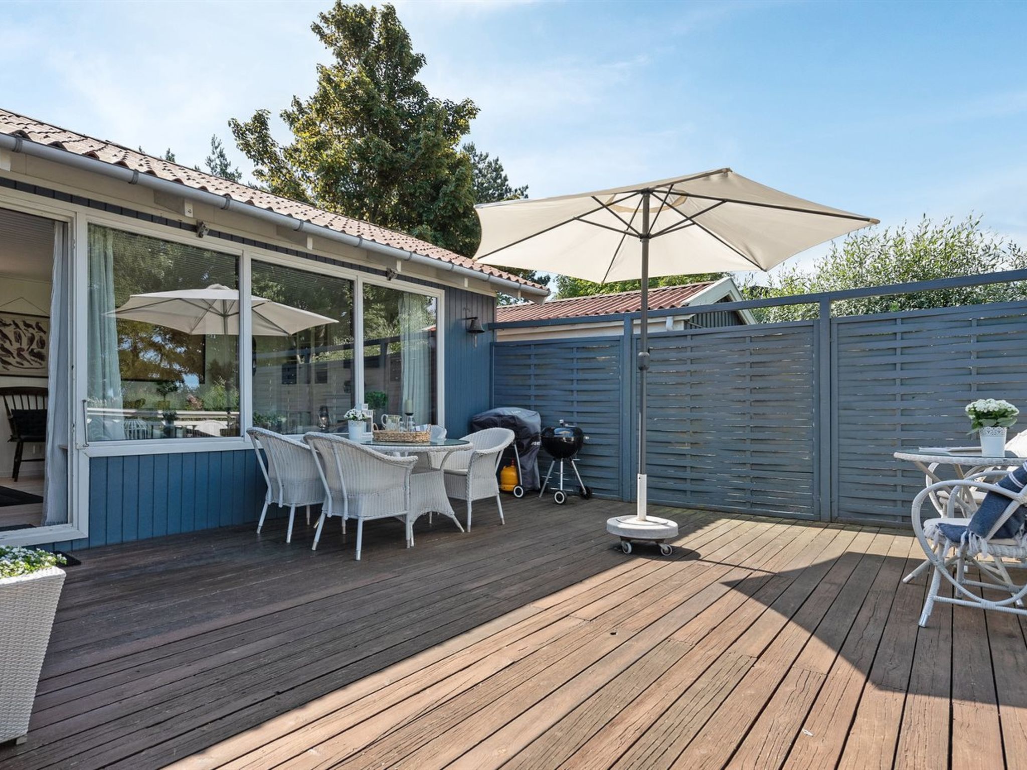 "Lillan" - 250m from the sea - Buiten