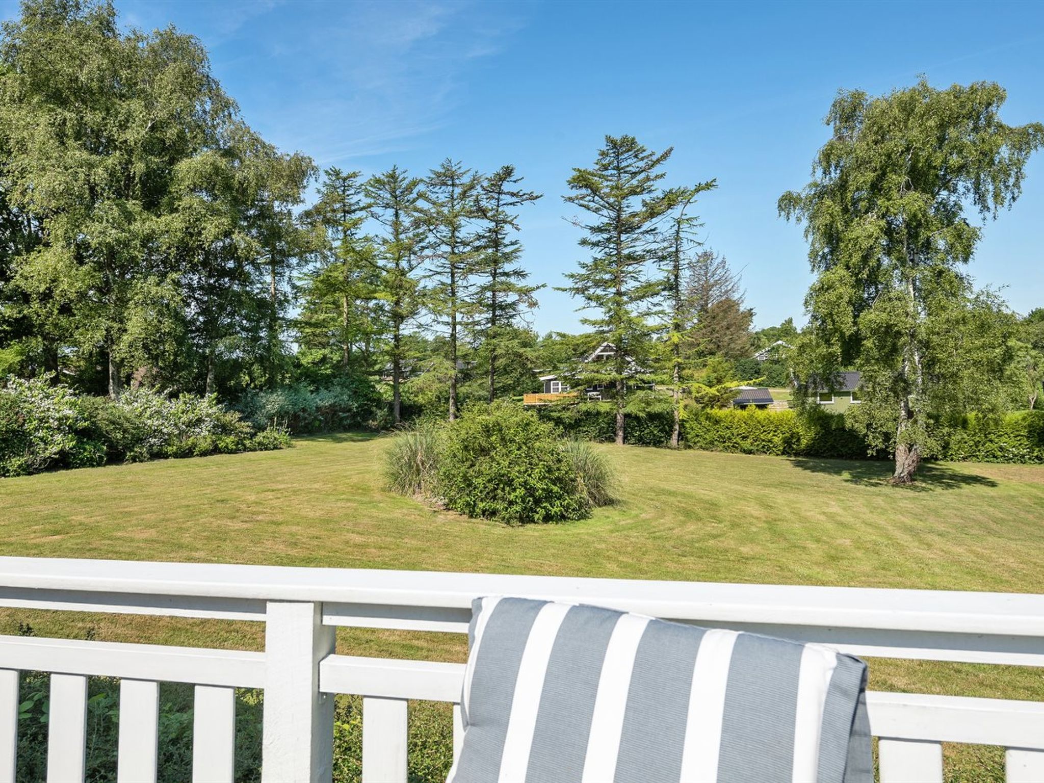 "Lillan" - 250m from the sea - Buiten