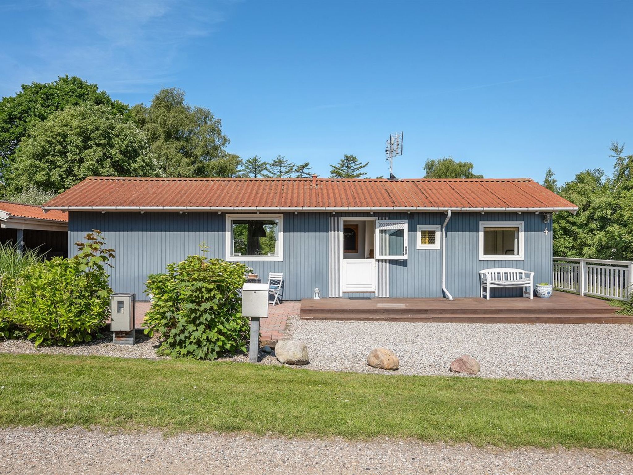 "Lillan" - 250m from the sea - Buiten