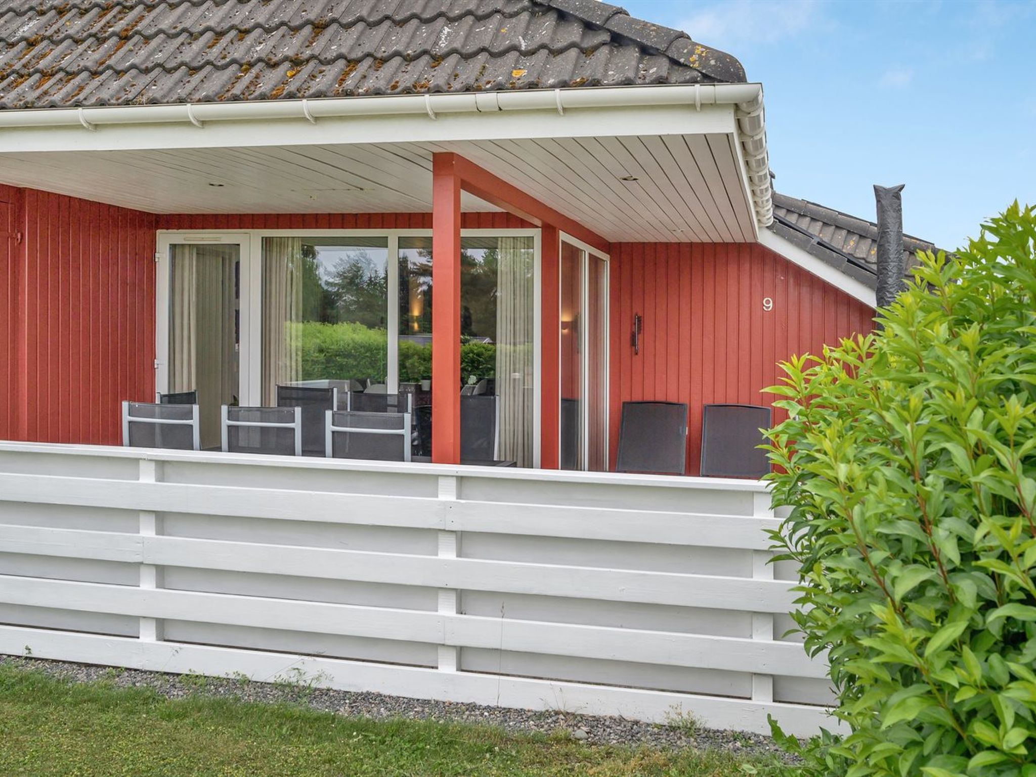 "Emly" - 1.1km from the sea - Draußen