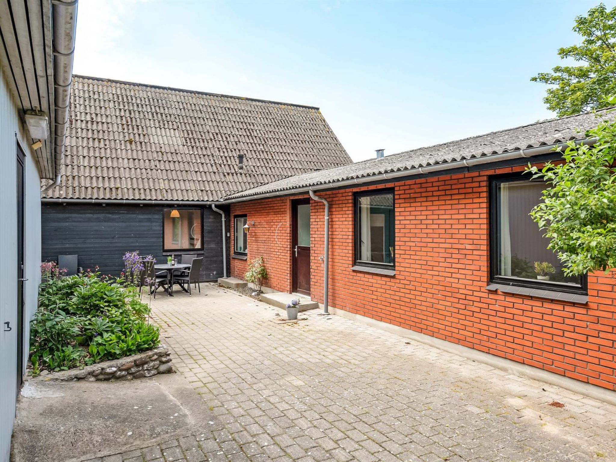 "Emin" - 100m from the sea - Buiten